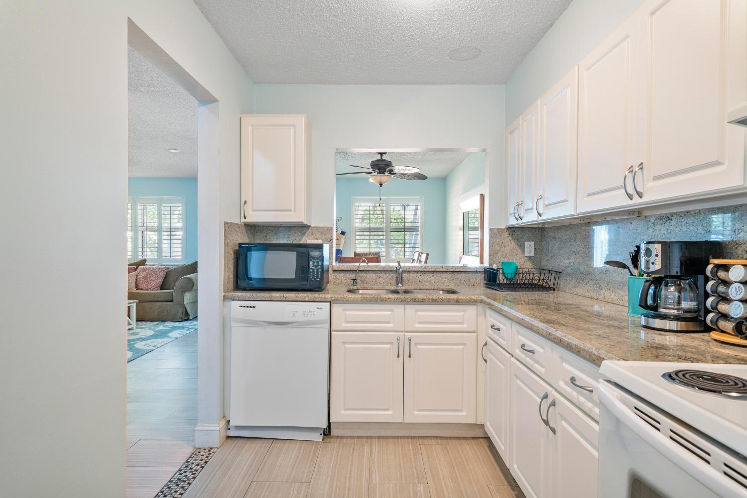 Three-Bedroom Apartment - Photo 16
