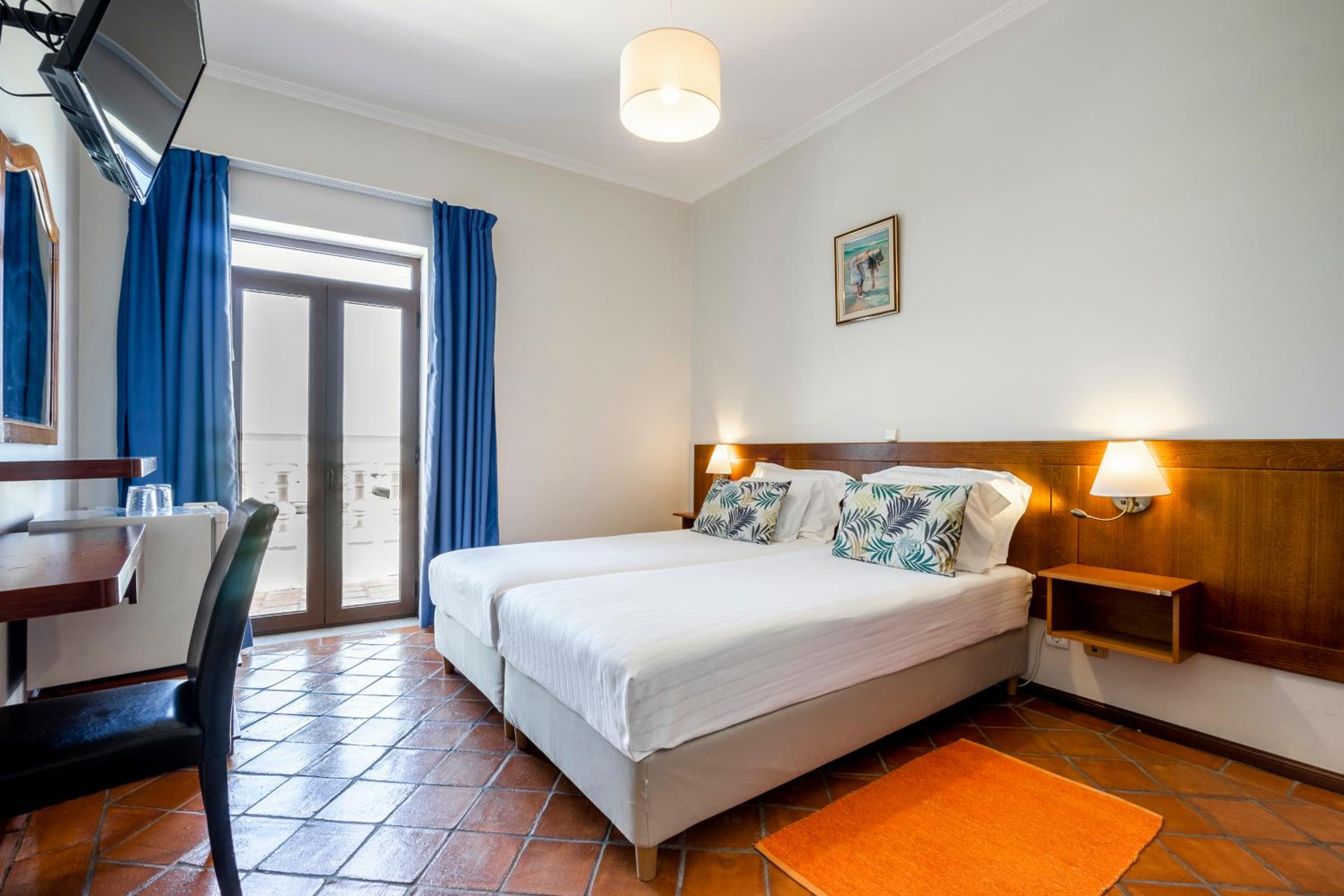 Superior Double or Twin Room with River View - Photo 1
