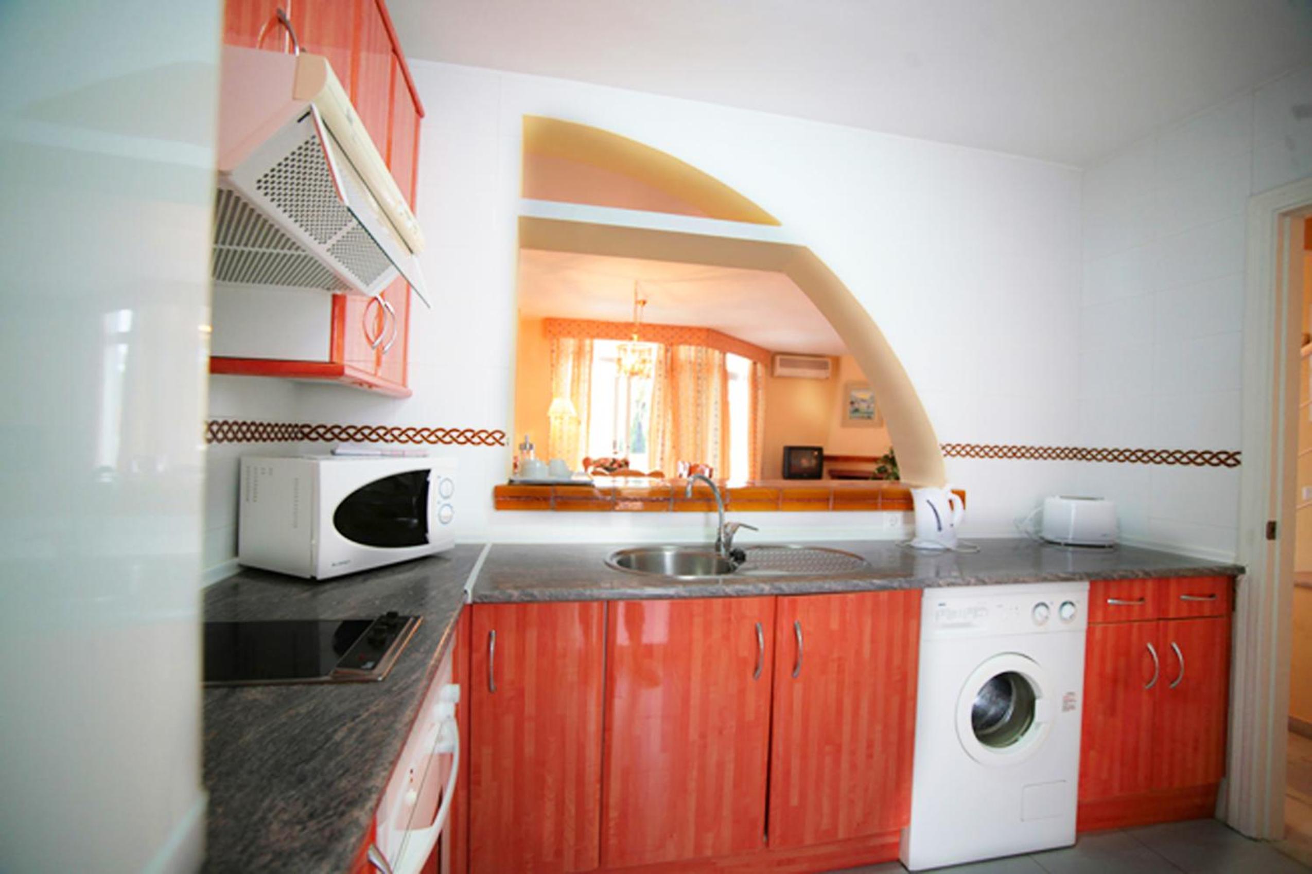 Two-Bedroom Apartment (3 Adults + 2 Children) photo 2