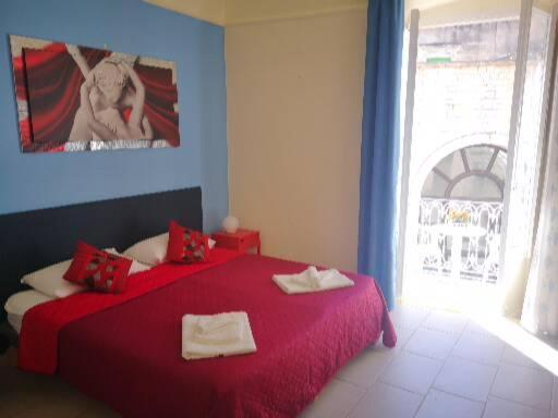 One-Bedroom Apartment with City View photo 3