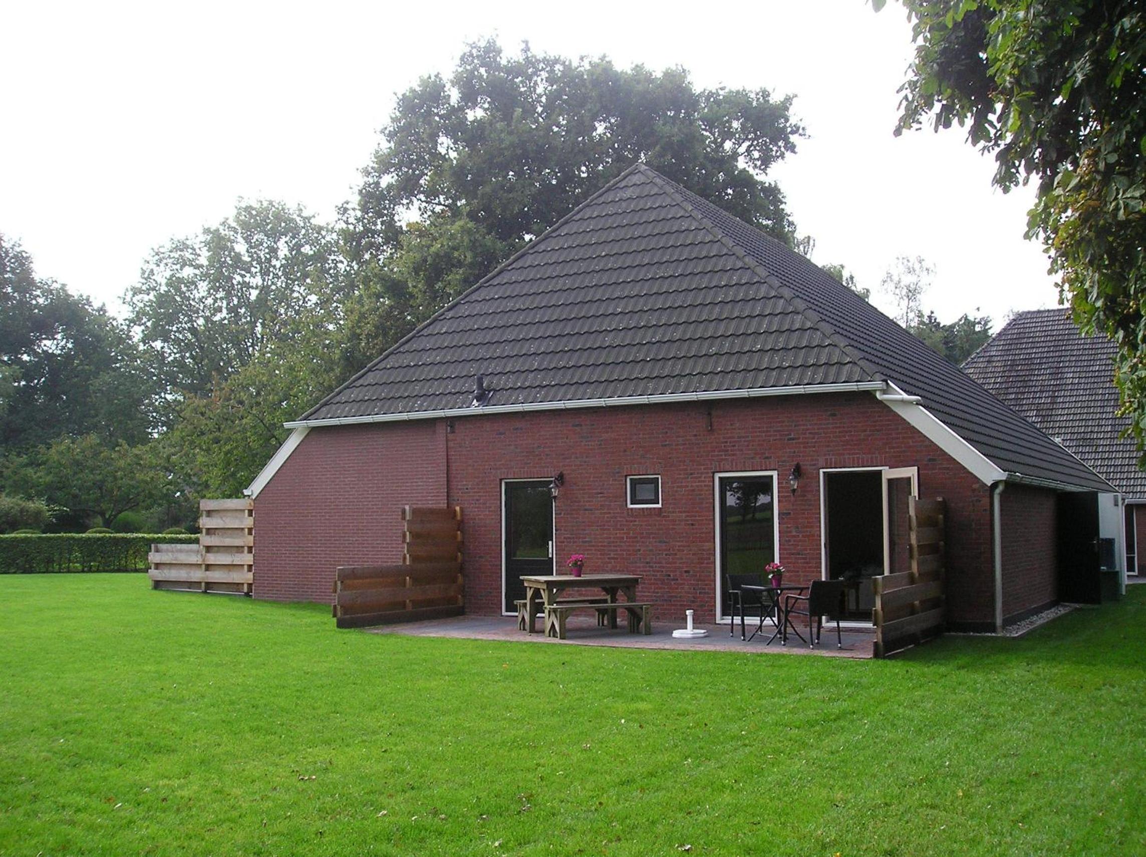 Deluxe Double Or Triple Room With Bathroom And Terrace photo 3