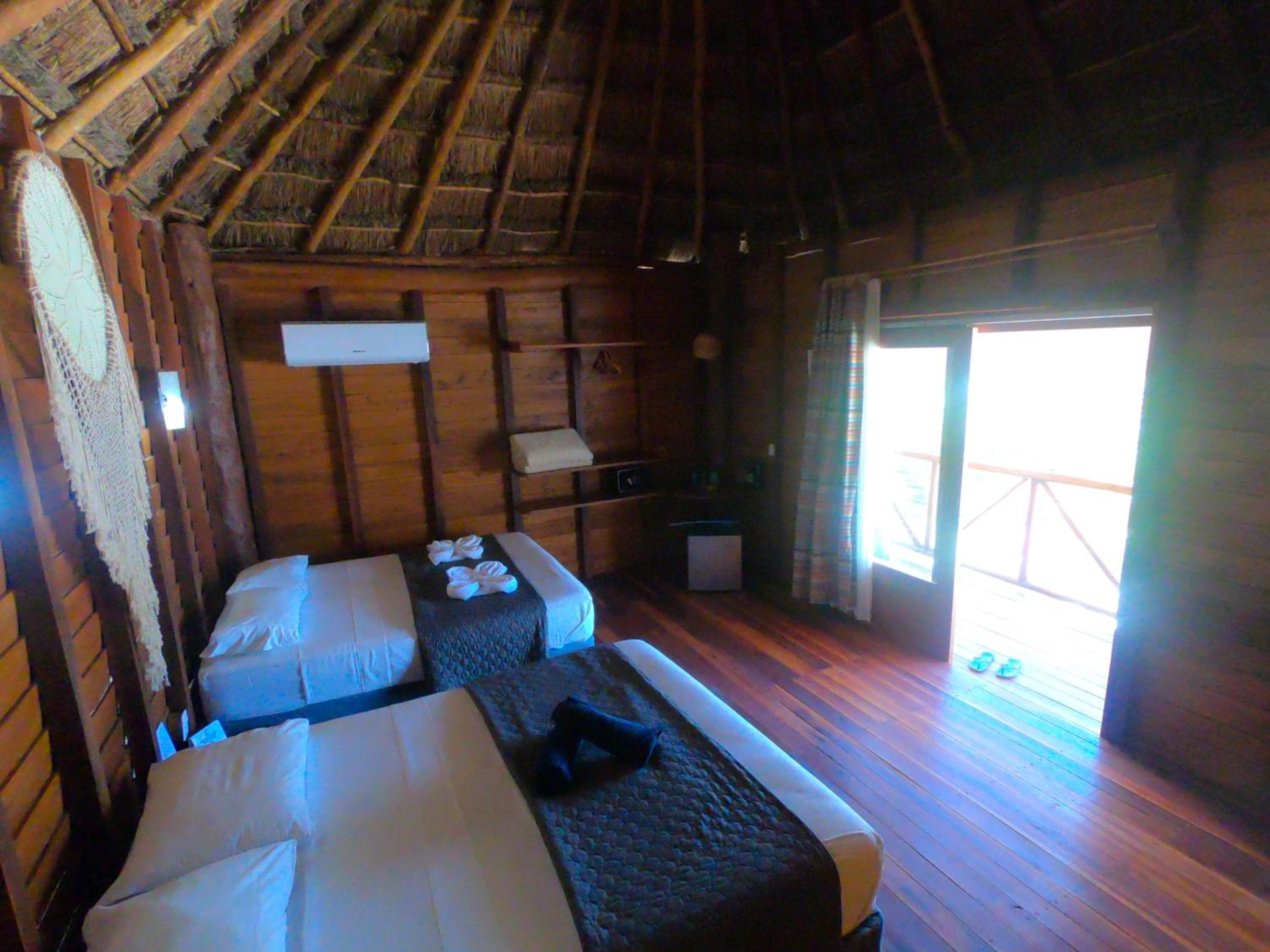 Deluxe Twin Room with Sea View - Photo 32