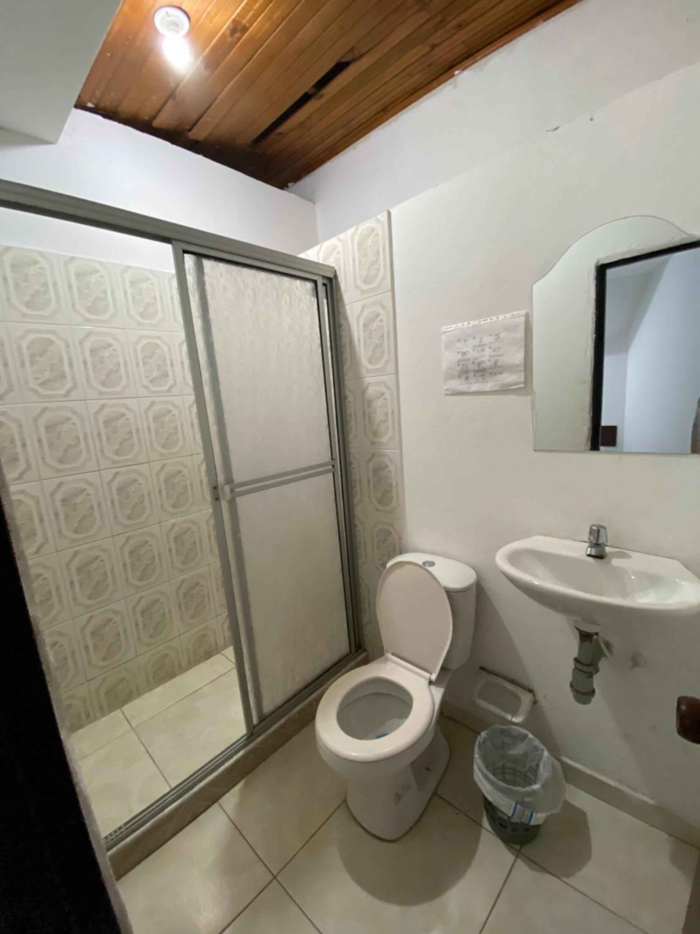 Double Room with Private Bathroom photo 3