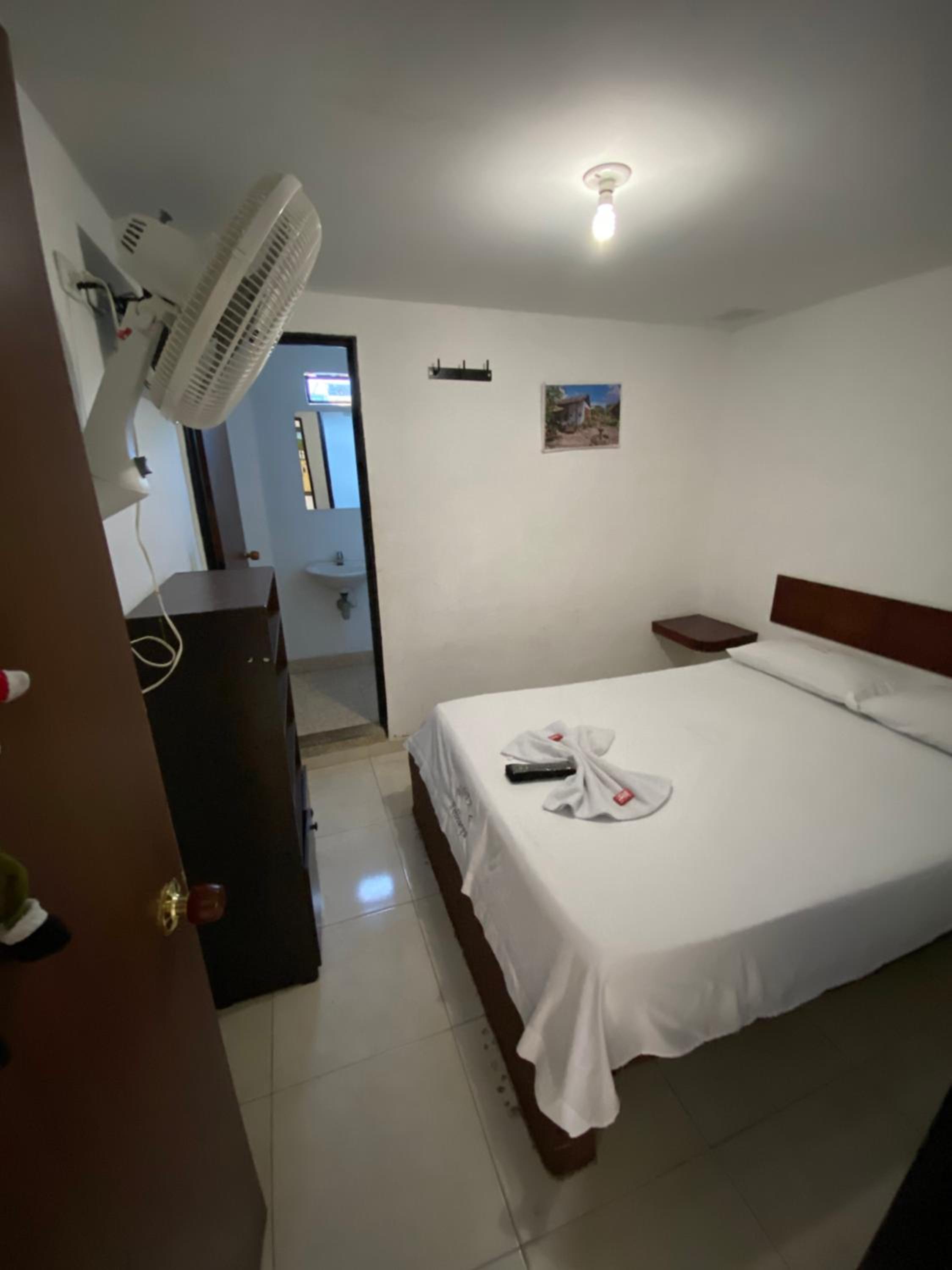 Double Room with Private Bathroom photo 1