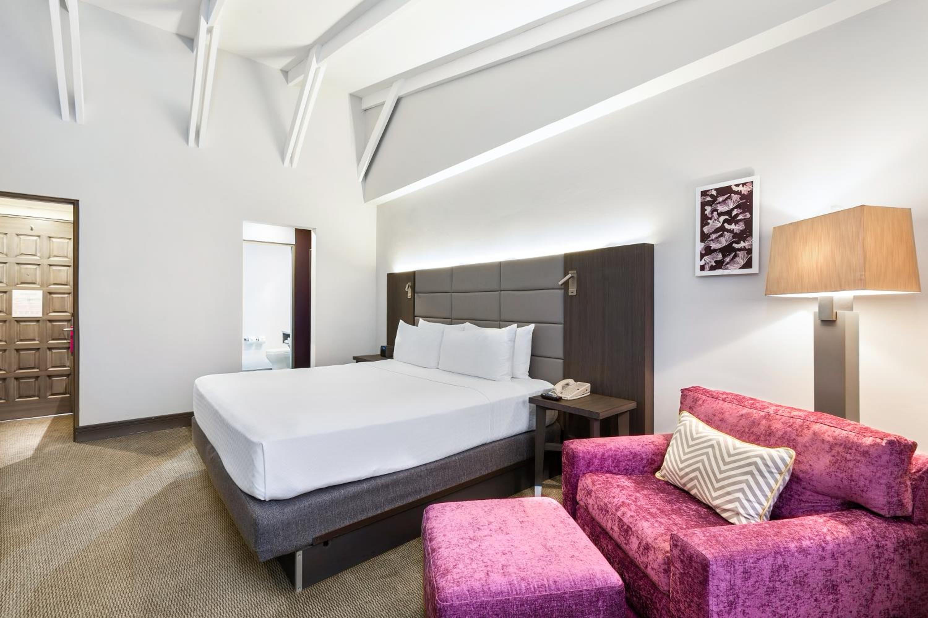 Habitación Estándar King con Acceso al Salón - Último Piso