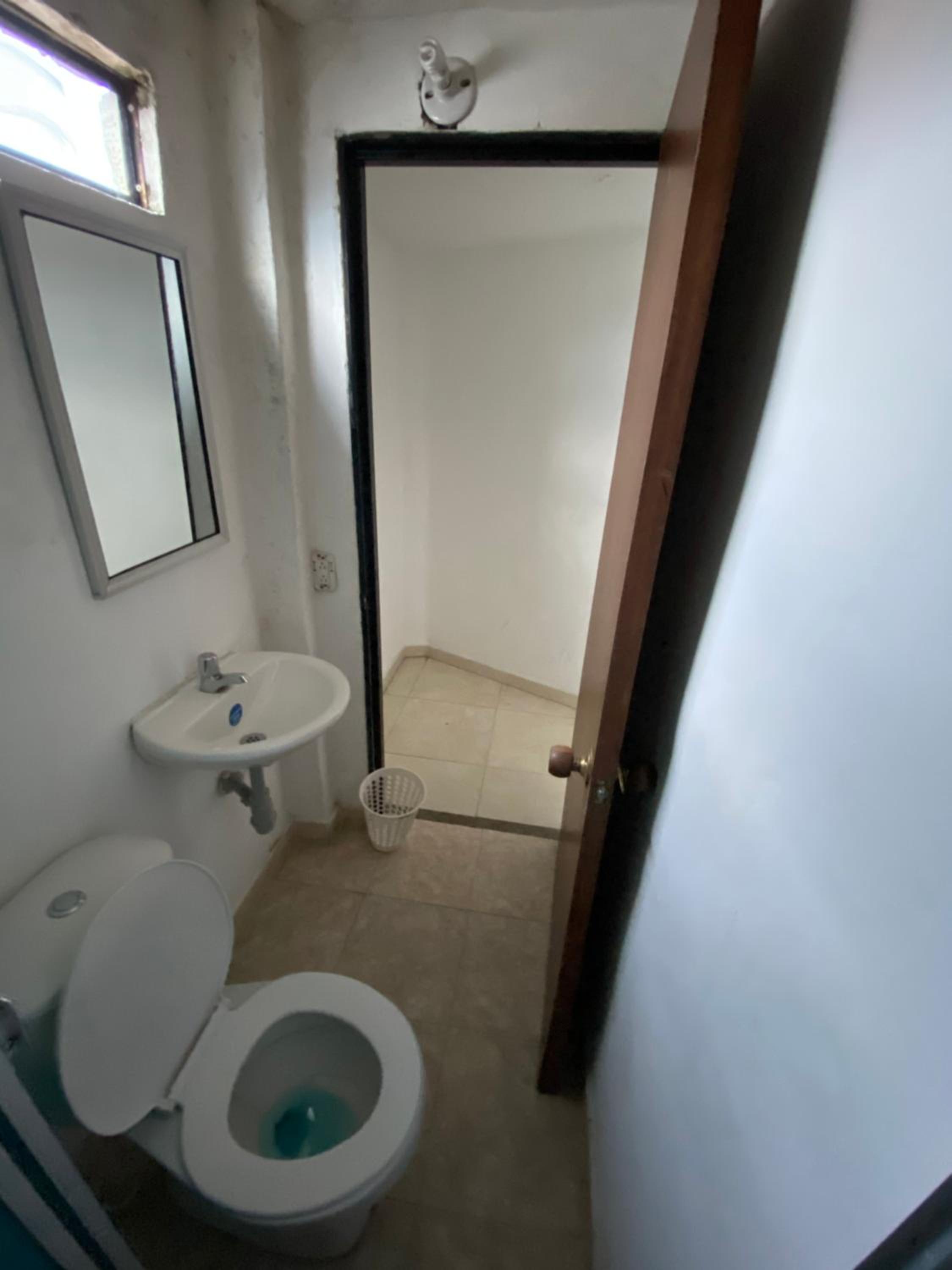 Double Room with Private Bathroom photo 2