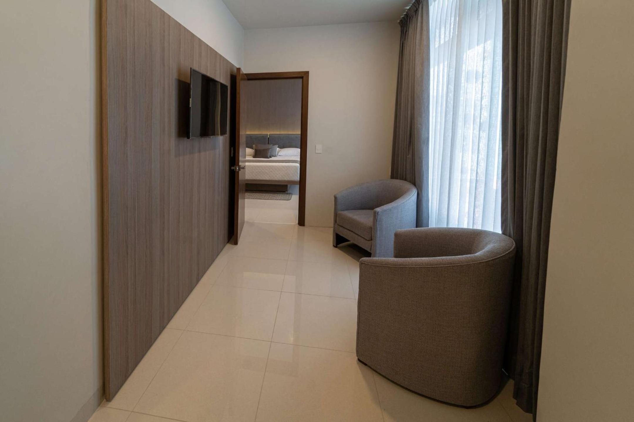 Two-Bedroom Suite photo 1