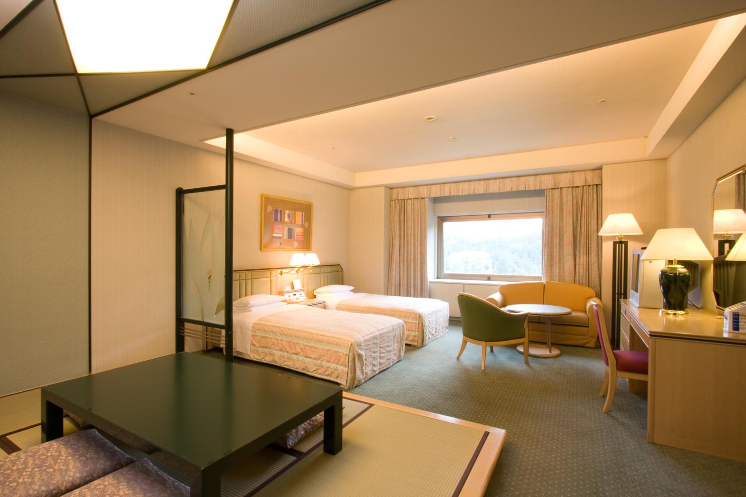 Family Room with Tatami Area photo 2