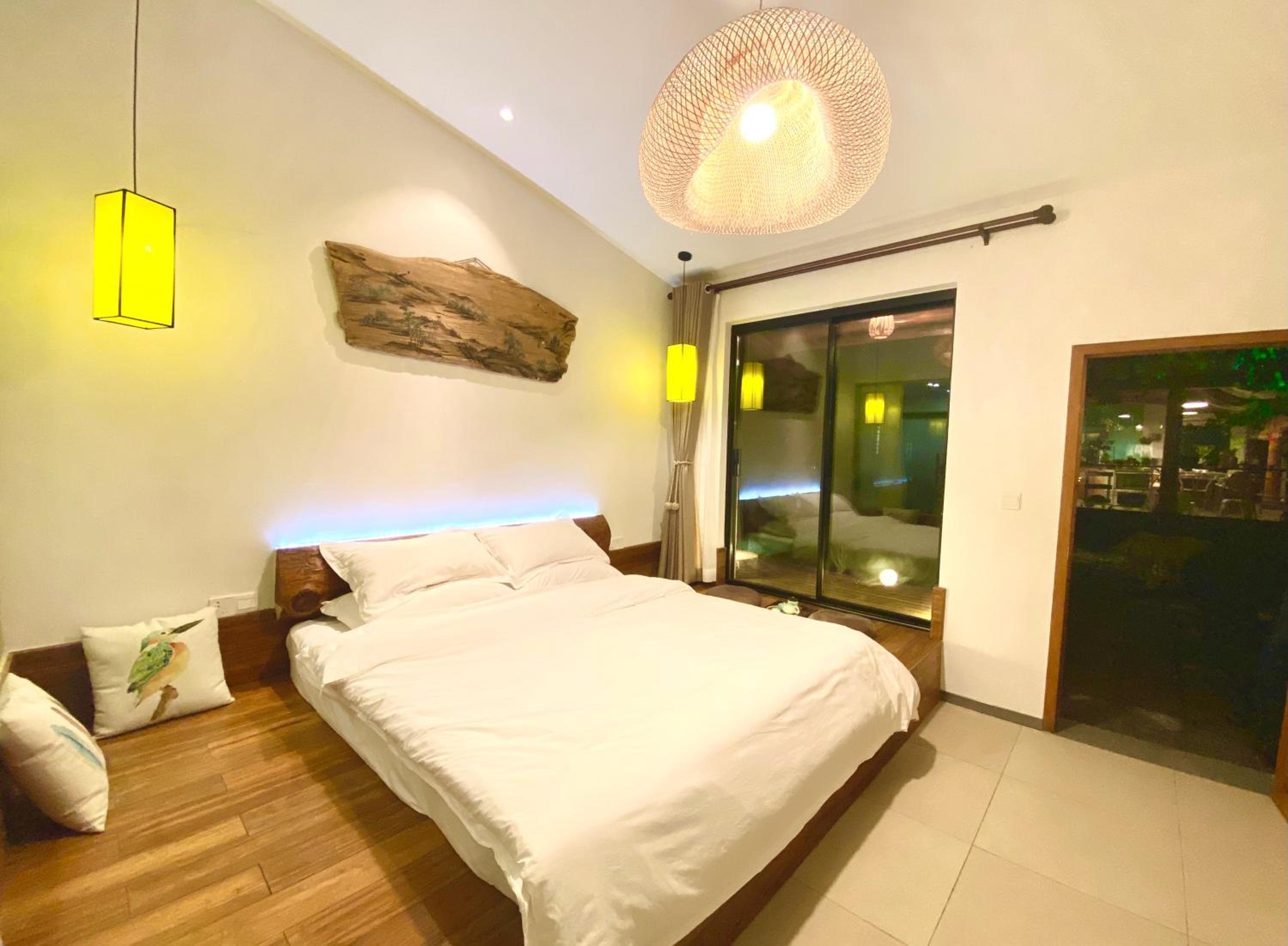 Double Room with Patio photo 1