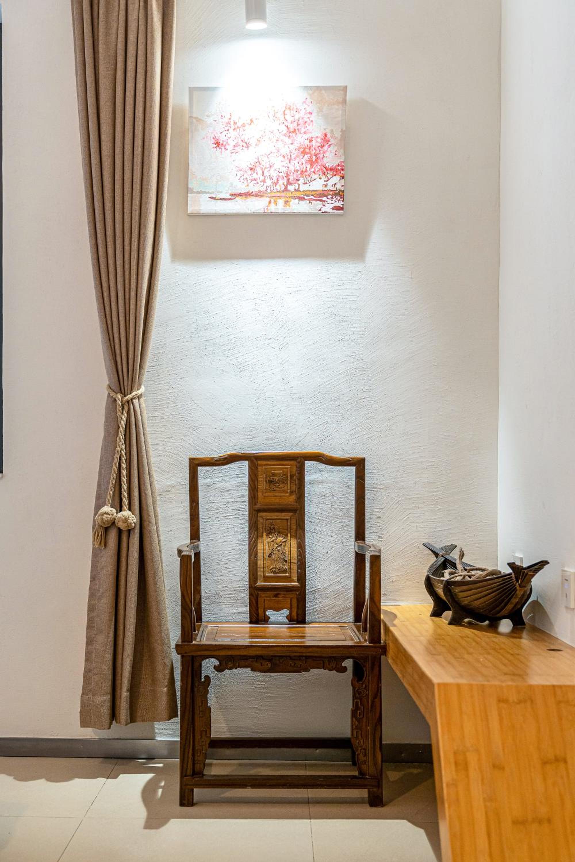 Family Room with Garden View photo 3