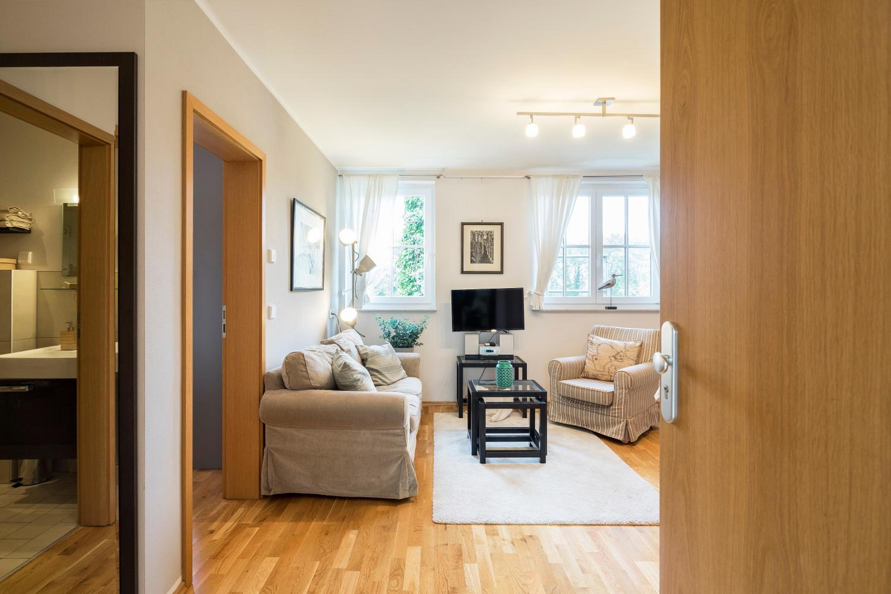 Apartment - Split Level photo 2