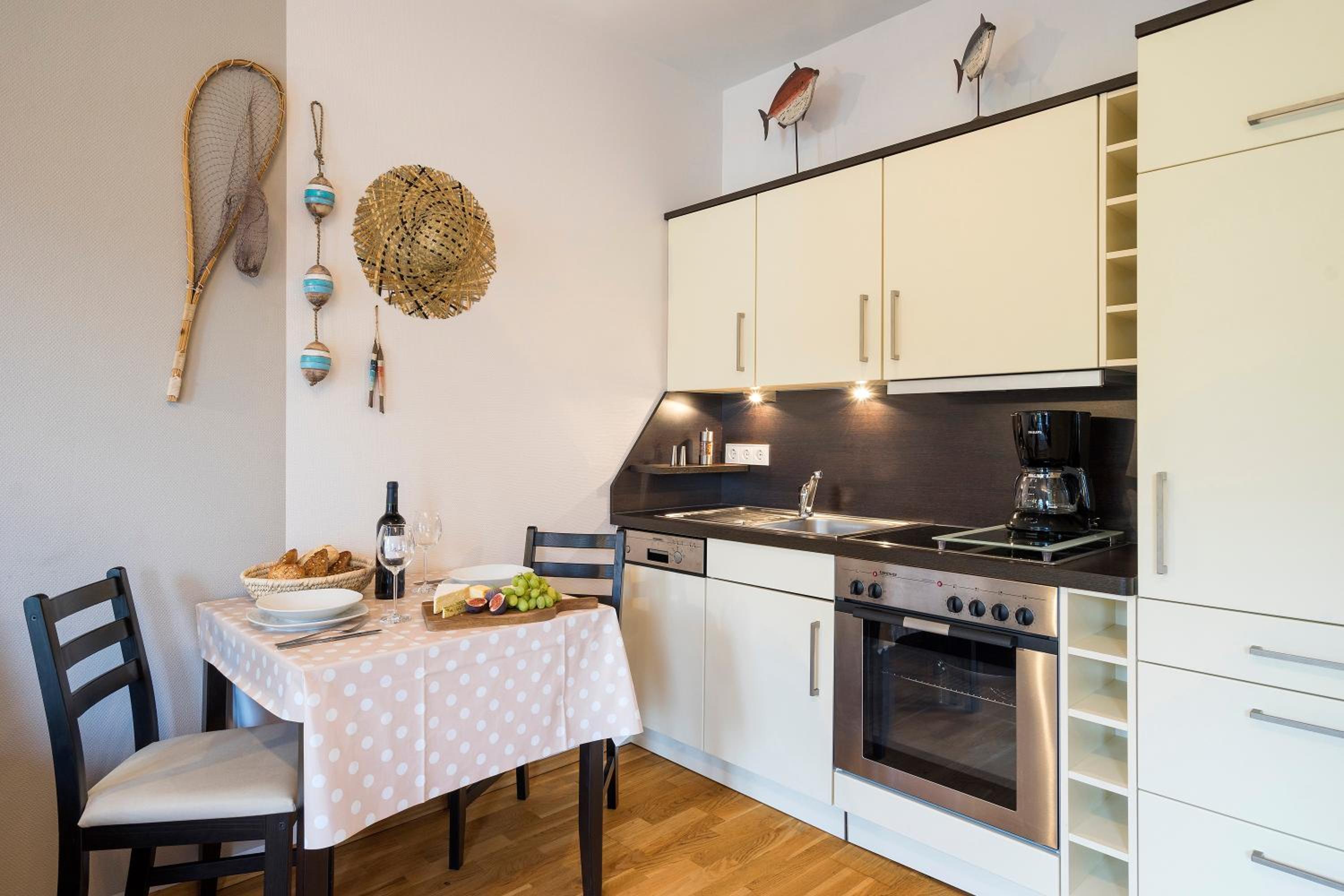 Apartment with Terrace photo 2