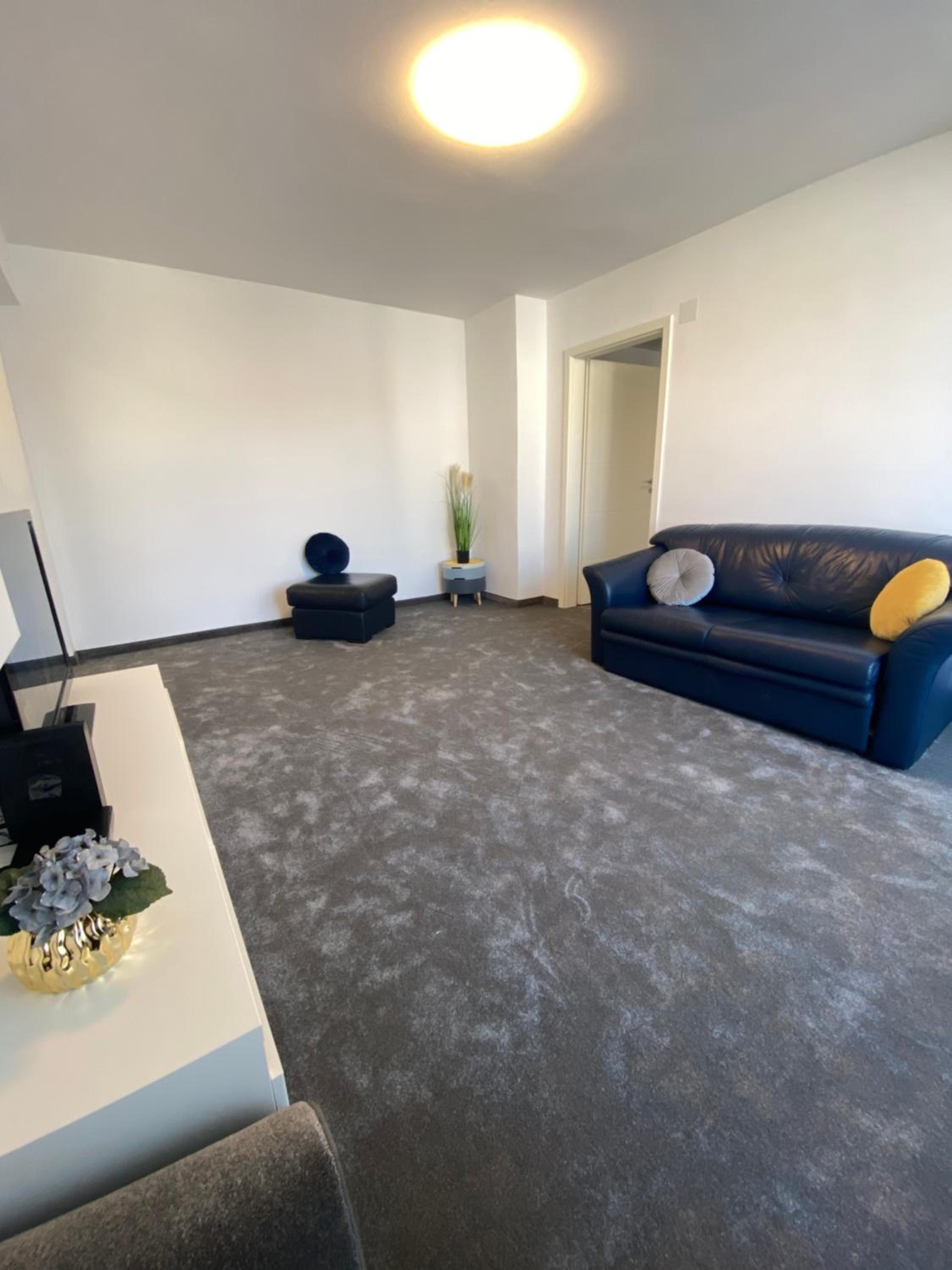 One-Bedroom Apartment - Photo 20