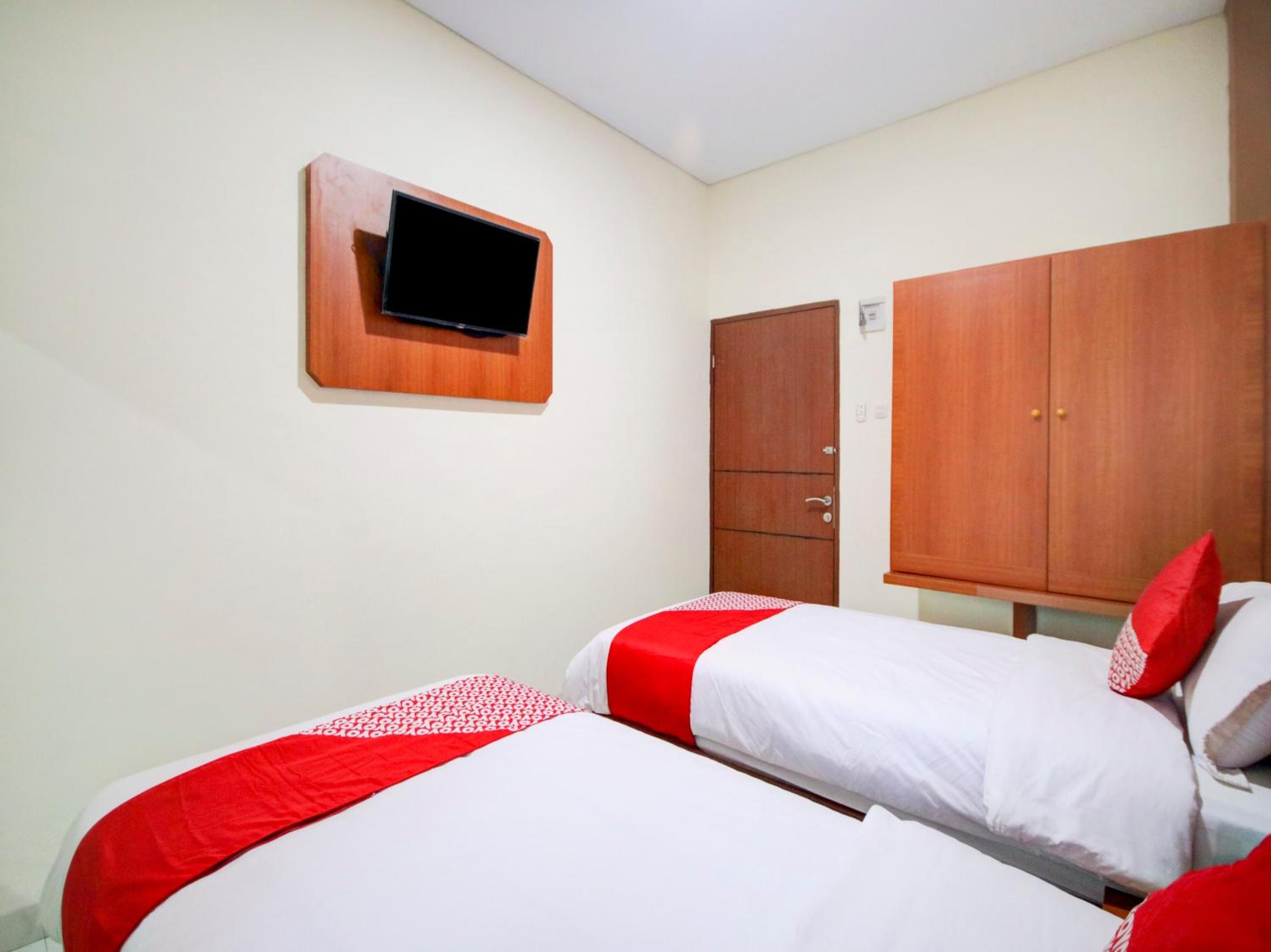 Delxue Twin Room - Photo 4