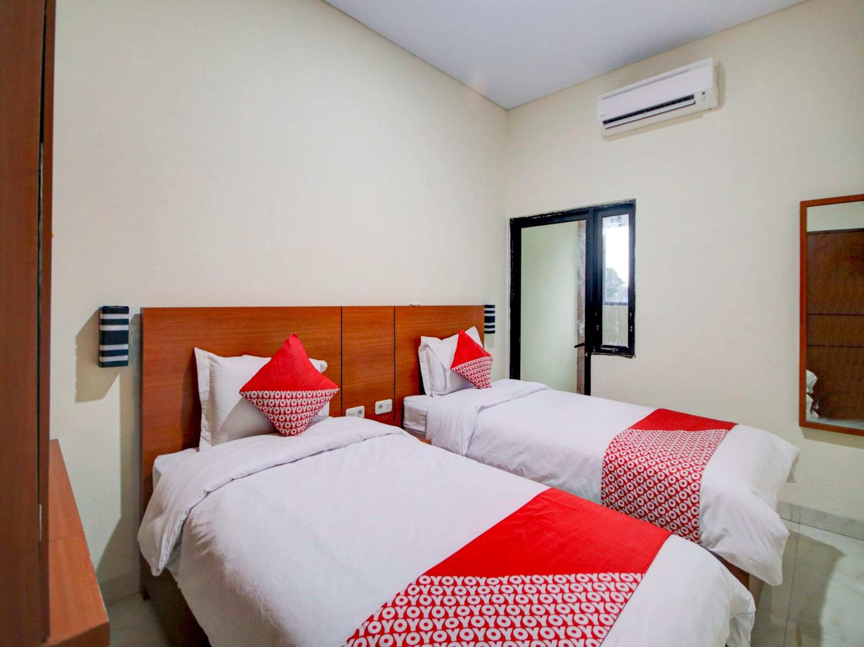 Delxue Twin Room - Photo 1