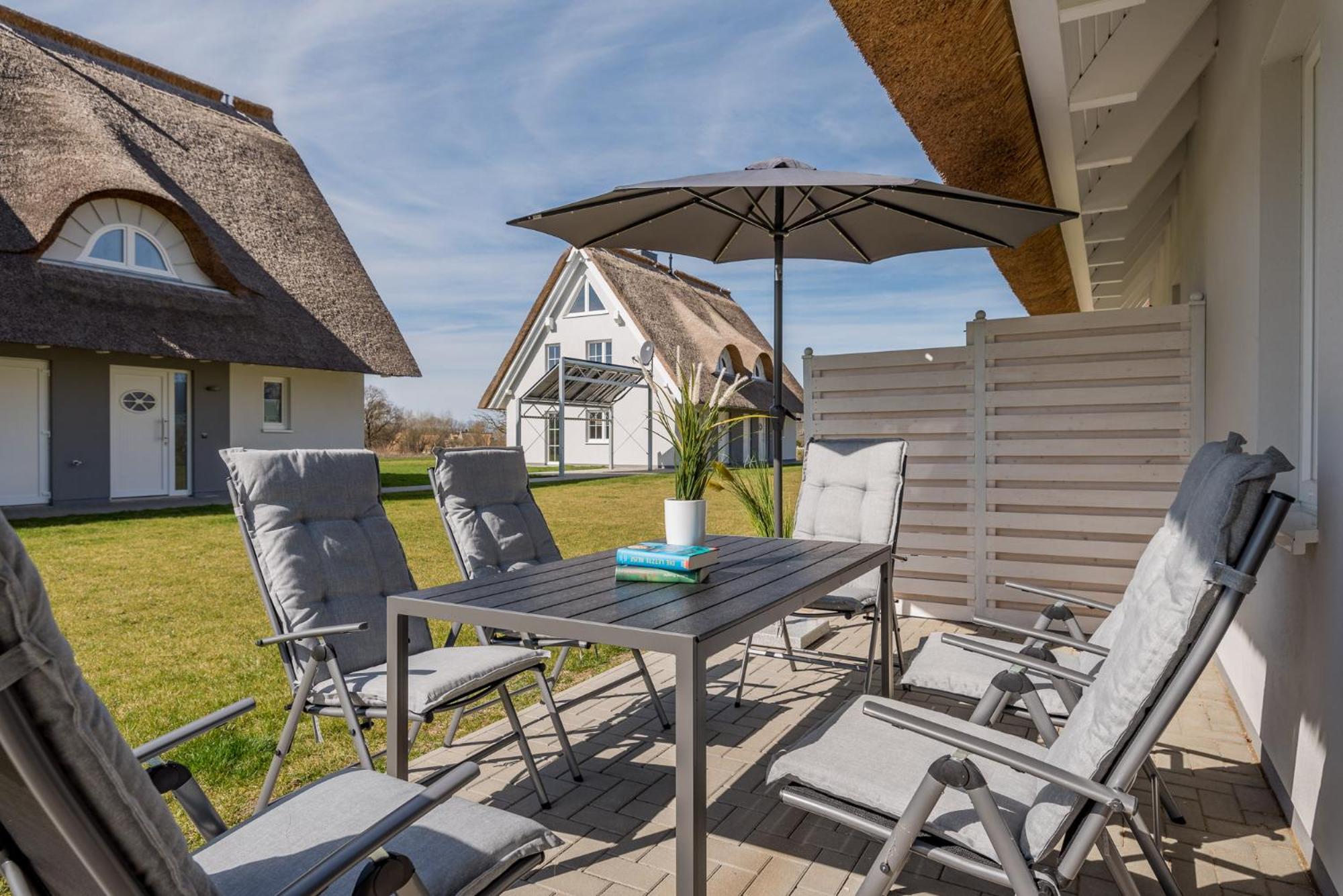 Reetdachhaus "Reetidyll Am Haff We 04" photo 2