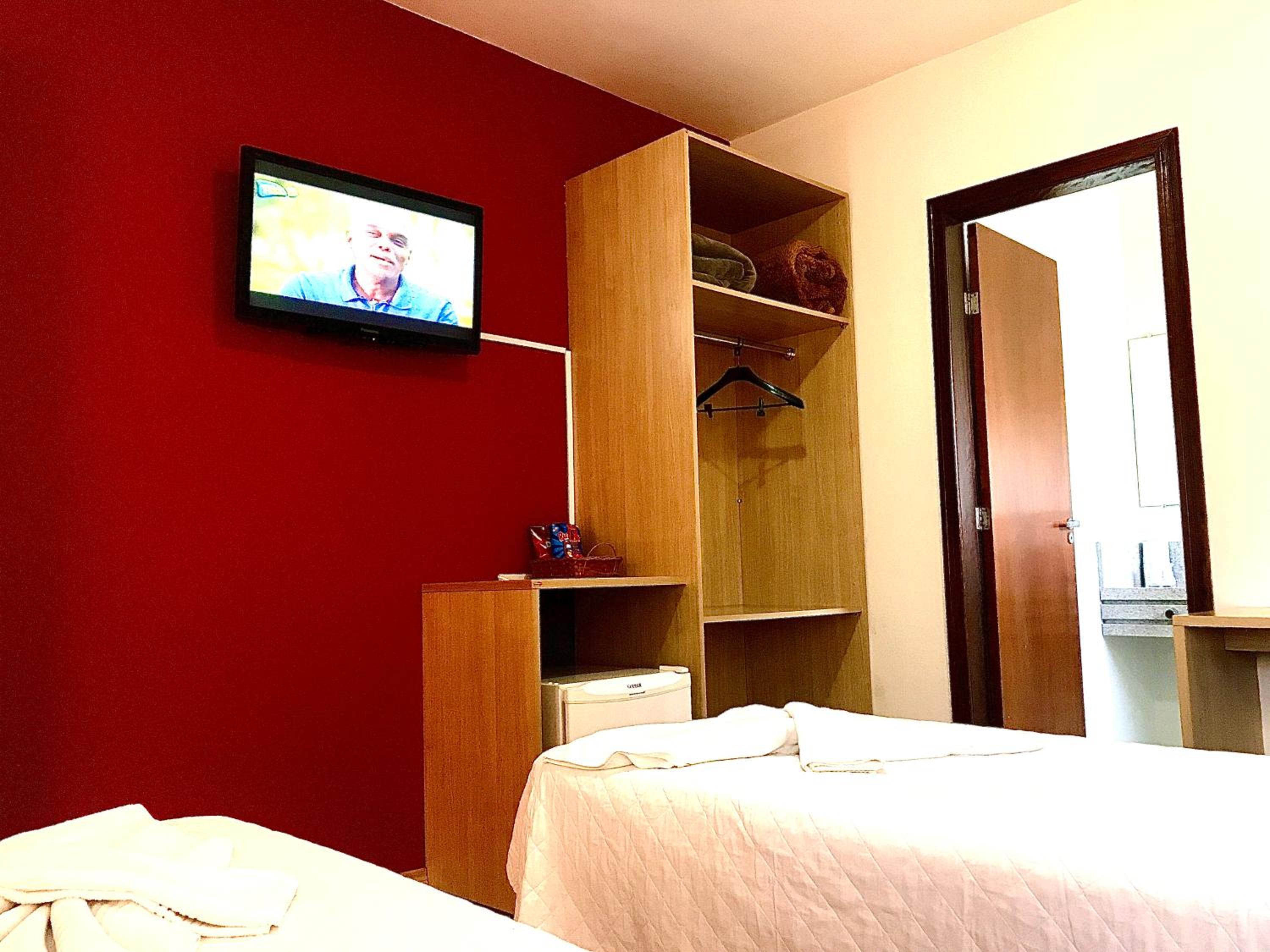 Deluxe Double or Twin Room photo 3