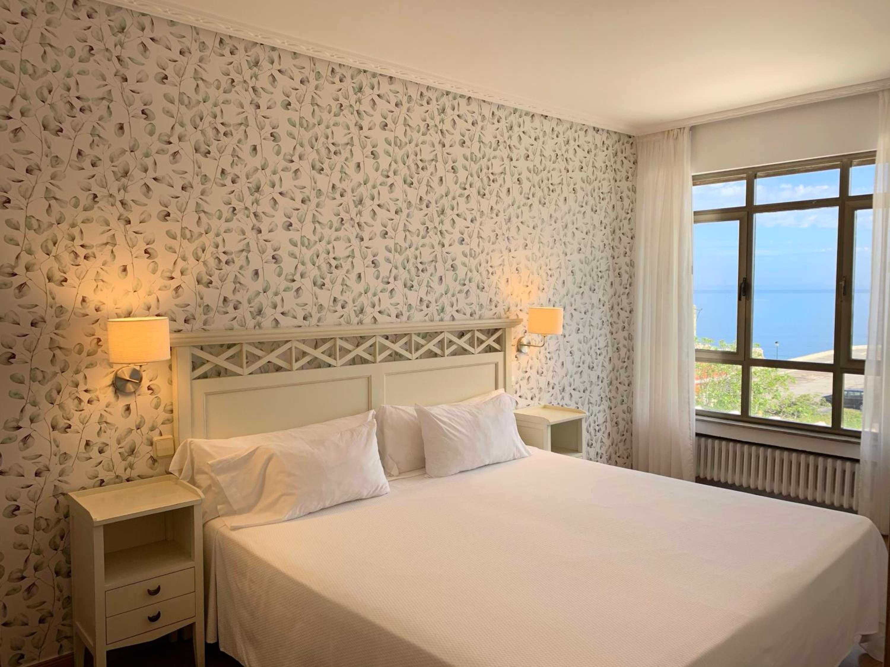Double Room - Photo 10