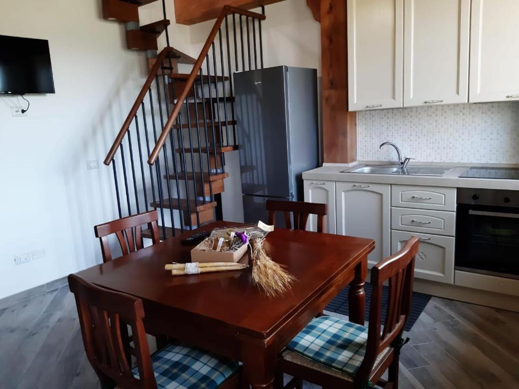 One-Bedroom Apartment - Photo 4