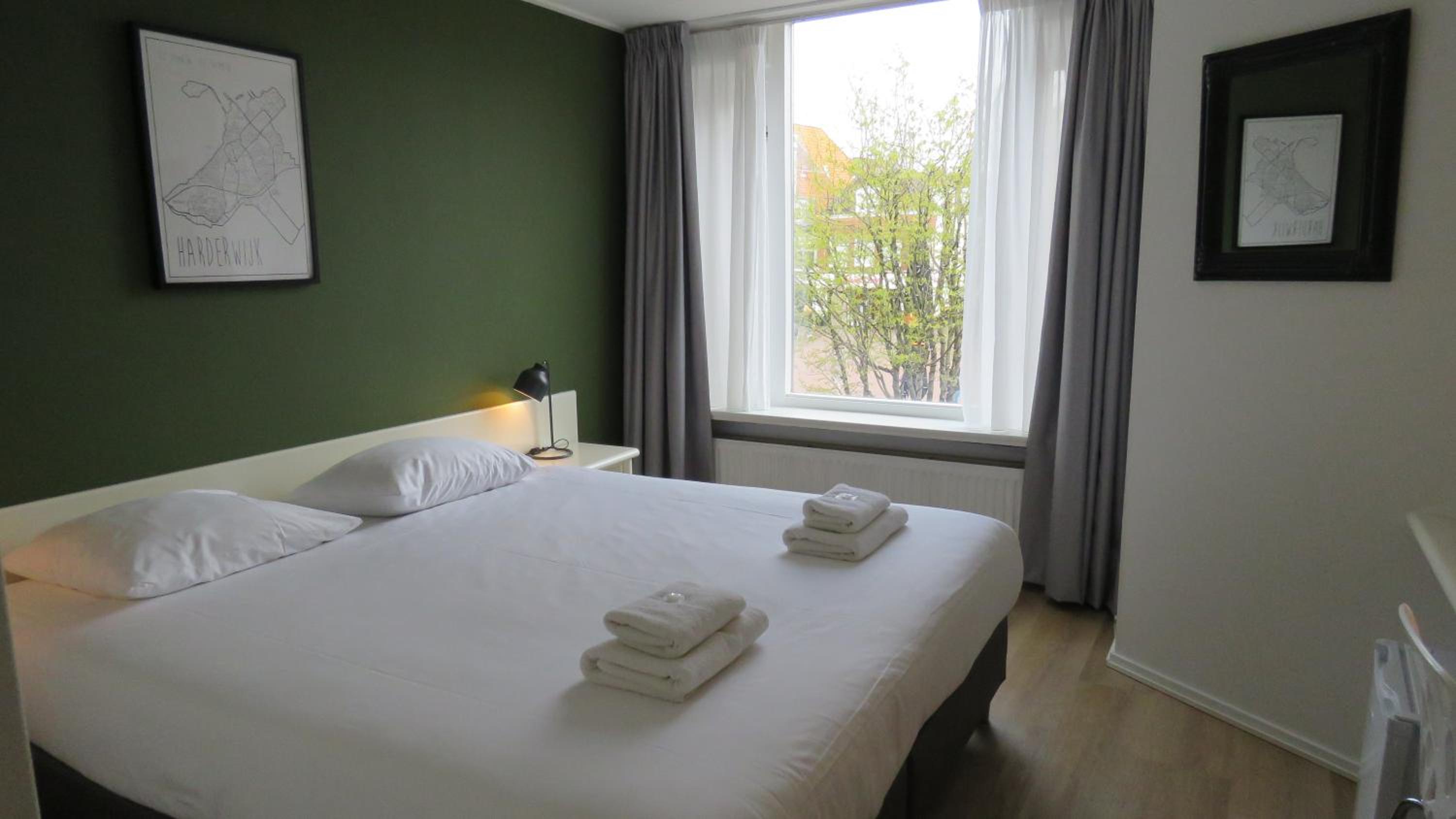 Double or Twin Room - Photo 12