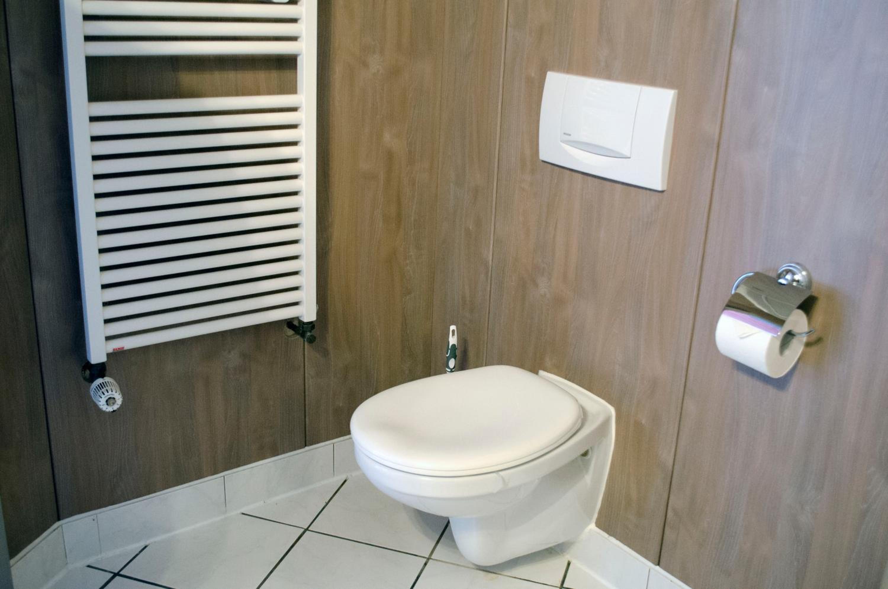 Double Room - Photo 7