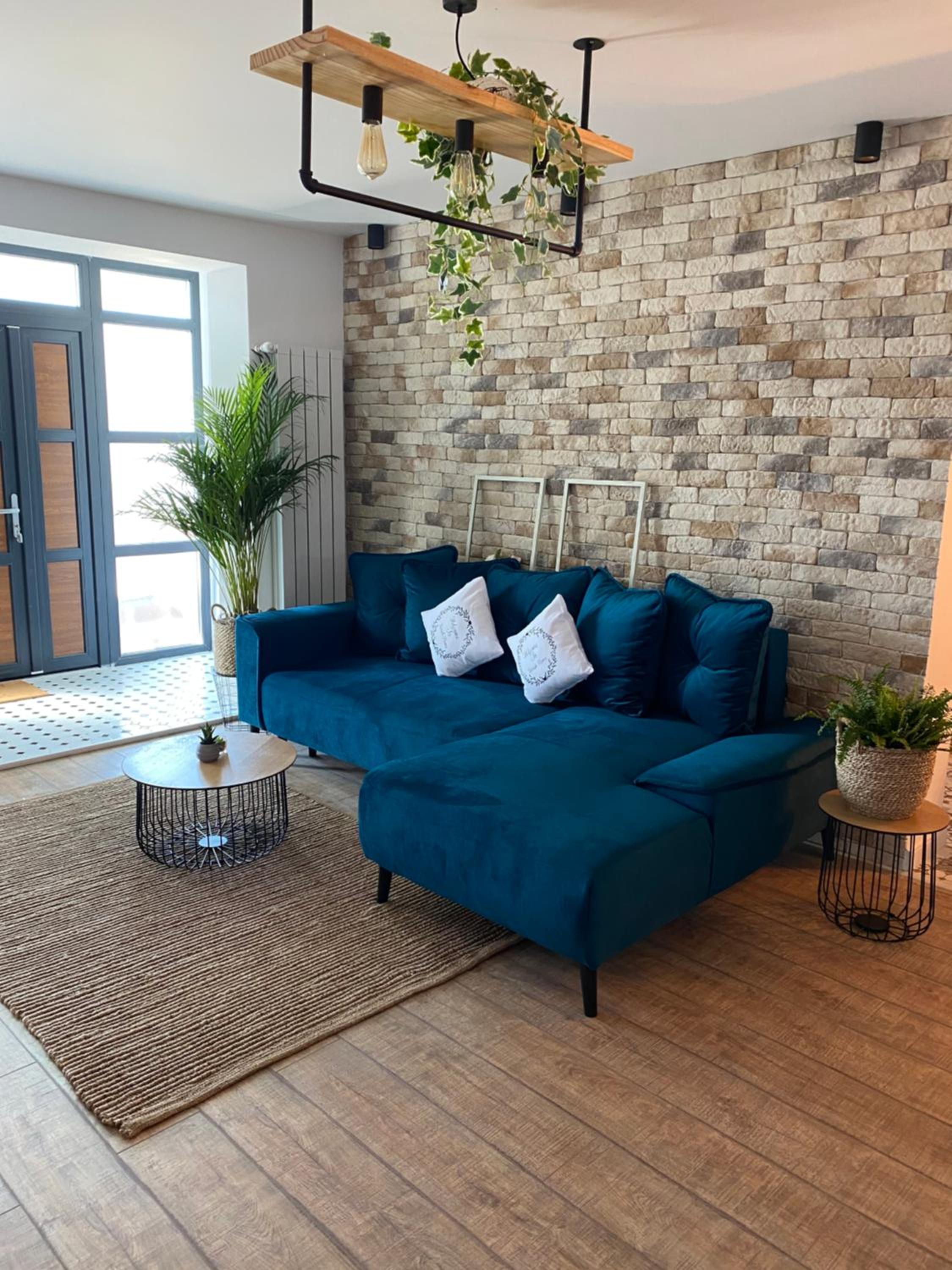 One-Bedroom Apartment - Photo 16