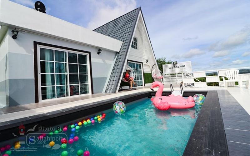 Two-Bedroom House - Photo 47