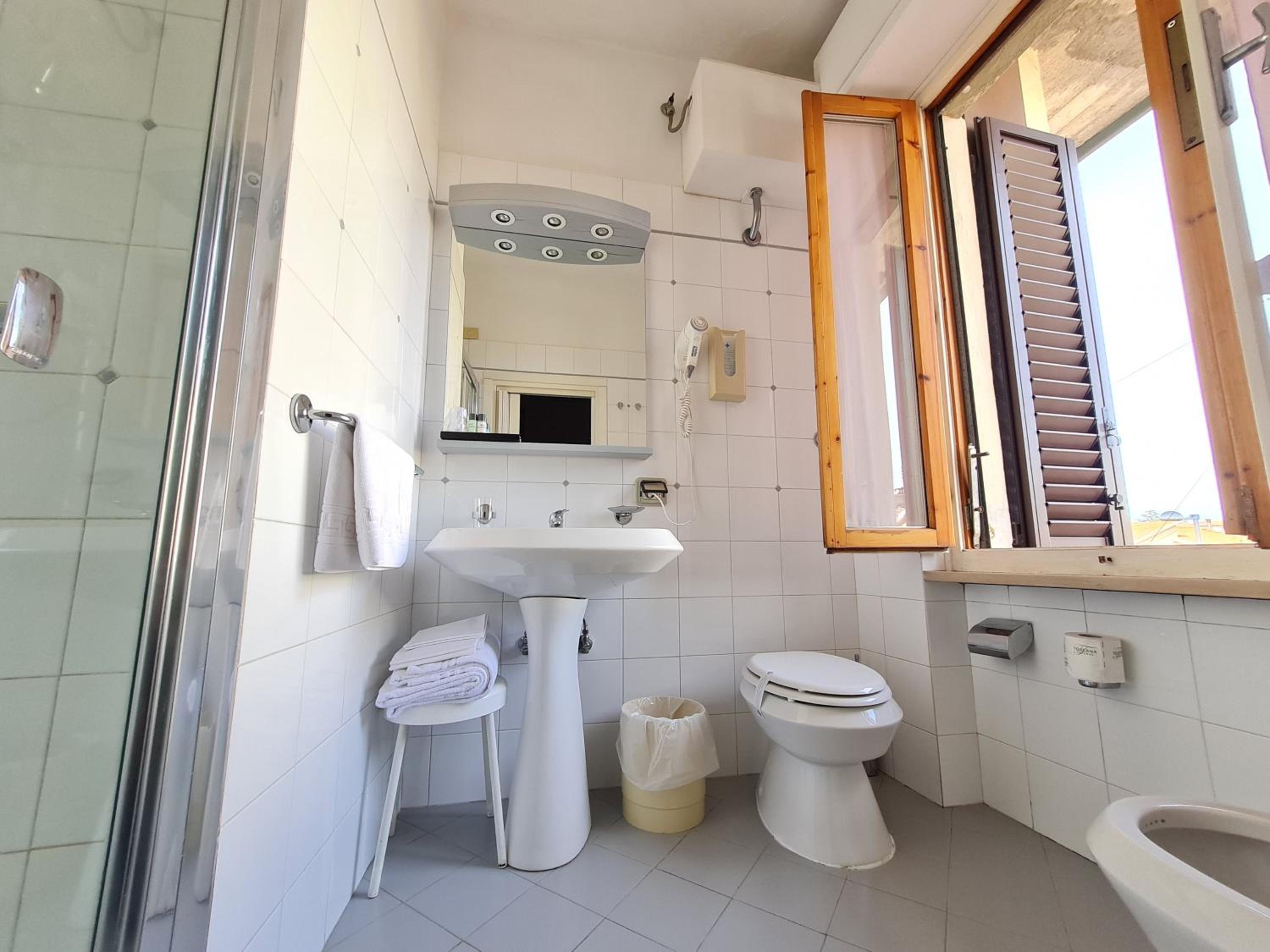 Comfort Double Room with Balcony photo 2