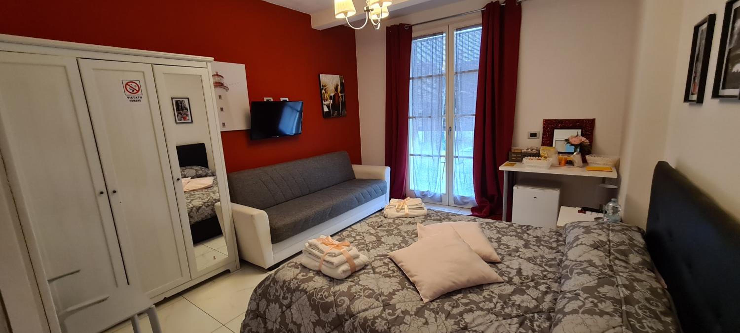 Triple Room with Private External Bathroom - Photo 15