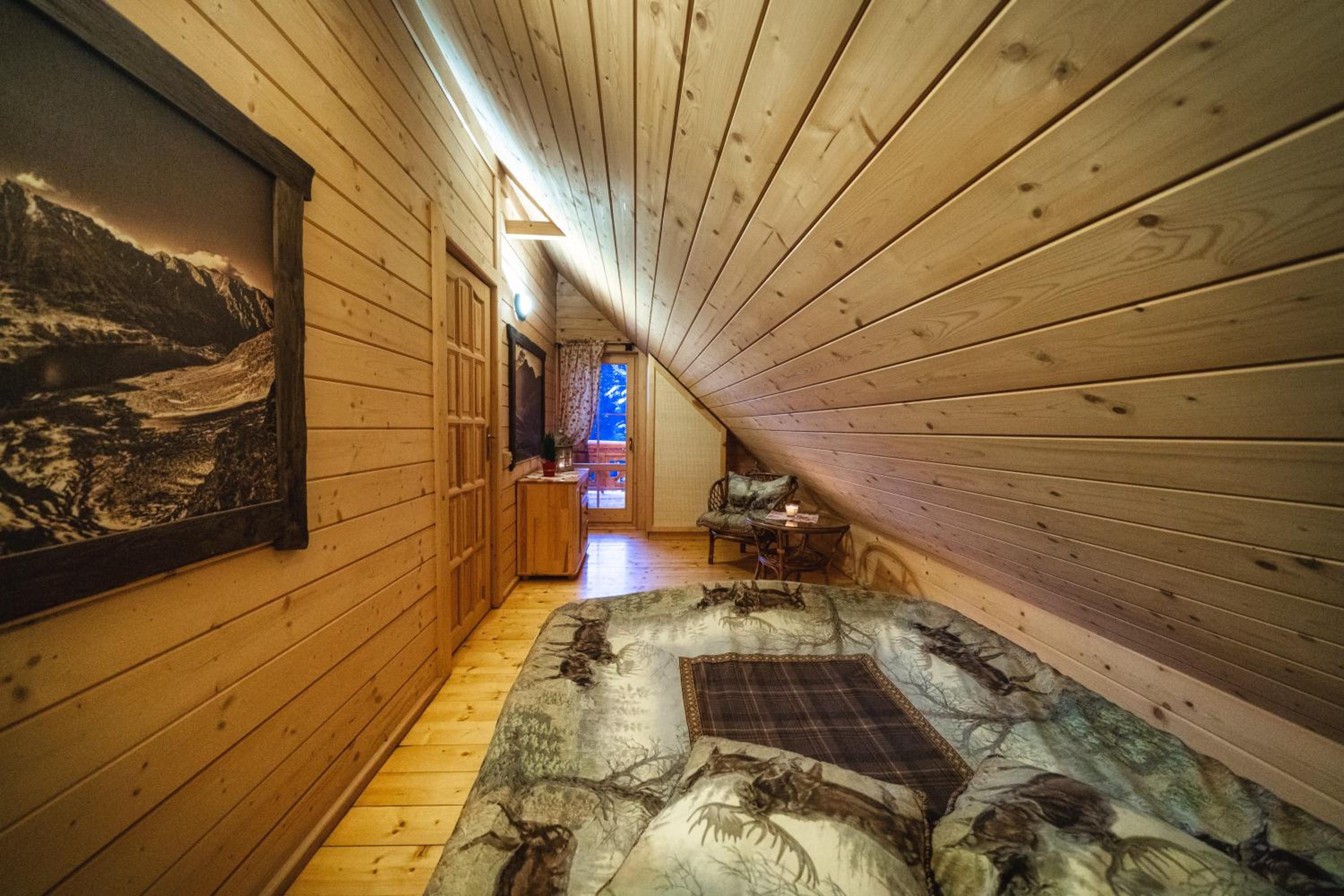 Two-Bedroom Chalet - Photo 100