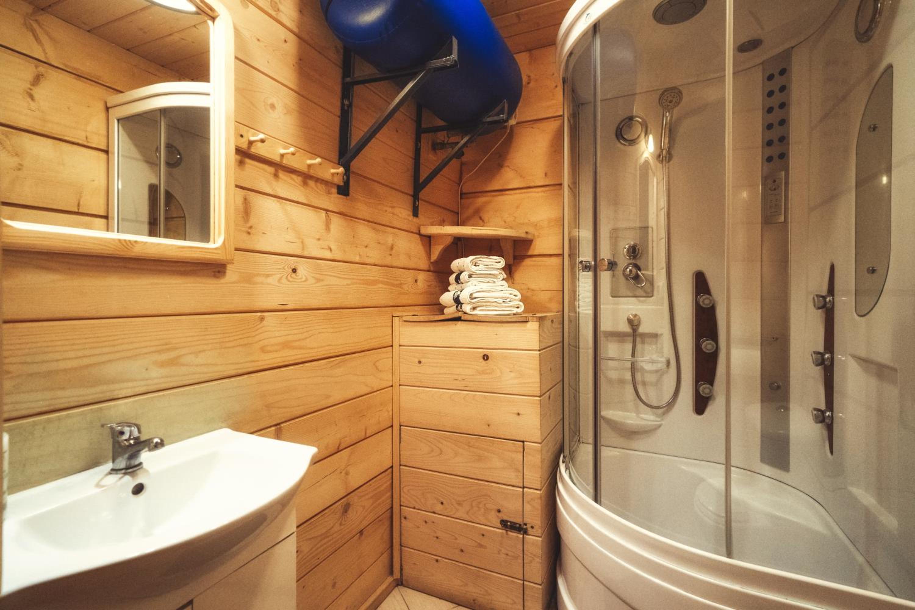 Two-Bedroom Chalet - Photo 64