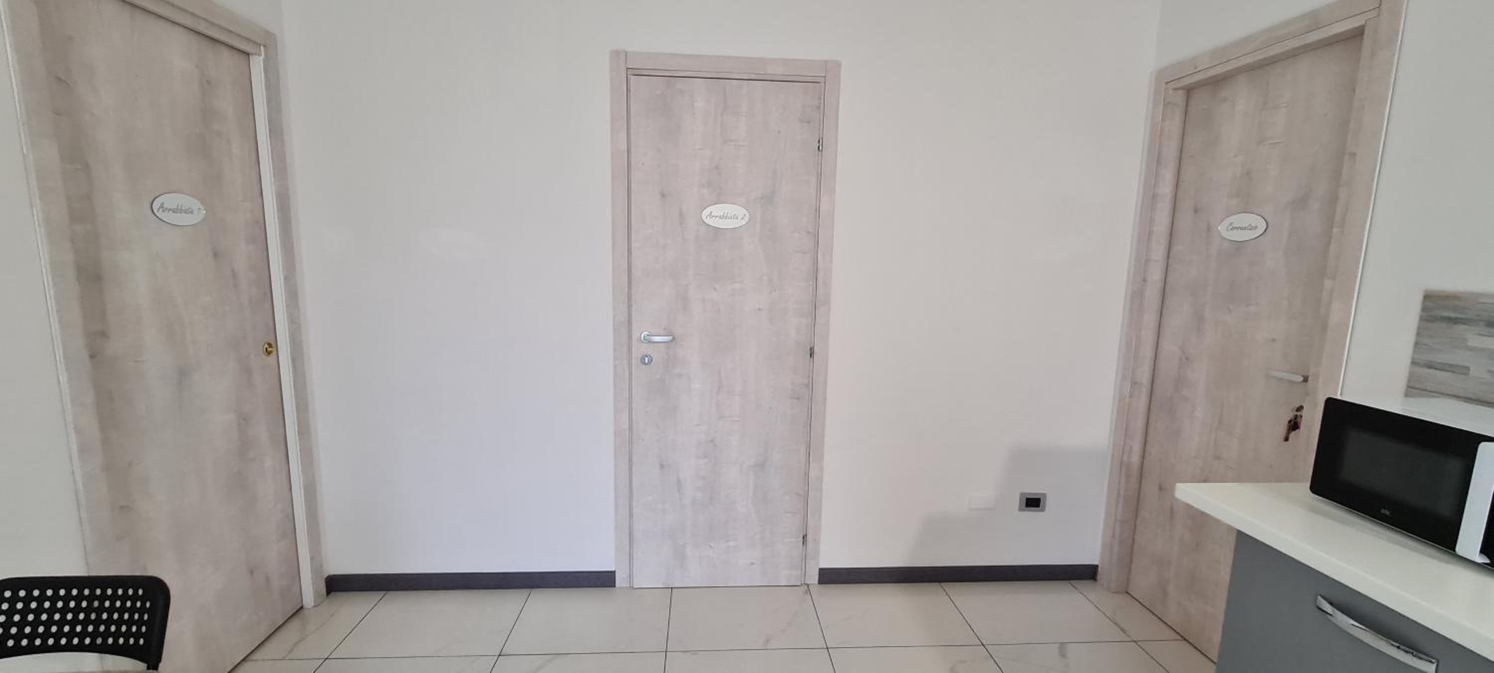 Double Room with Private Bathroom - Photo 10