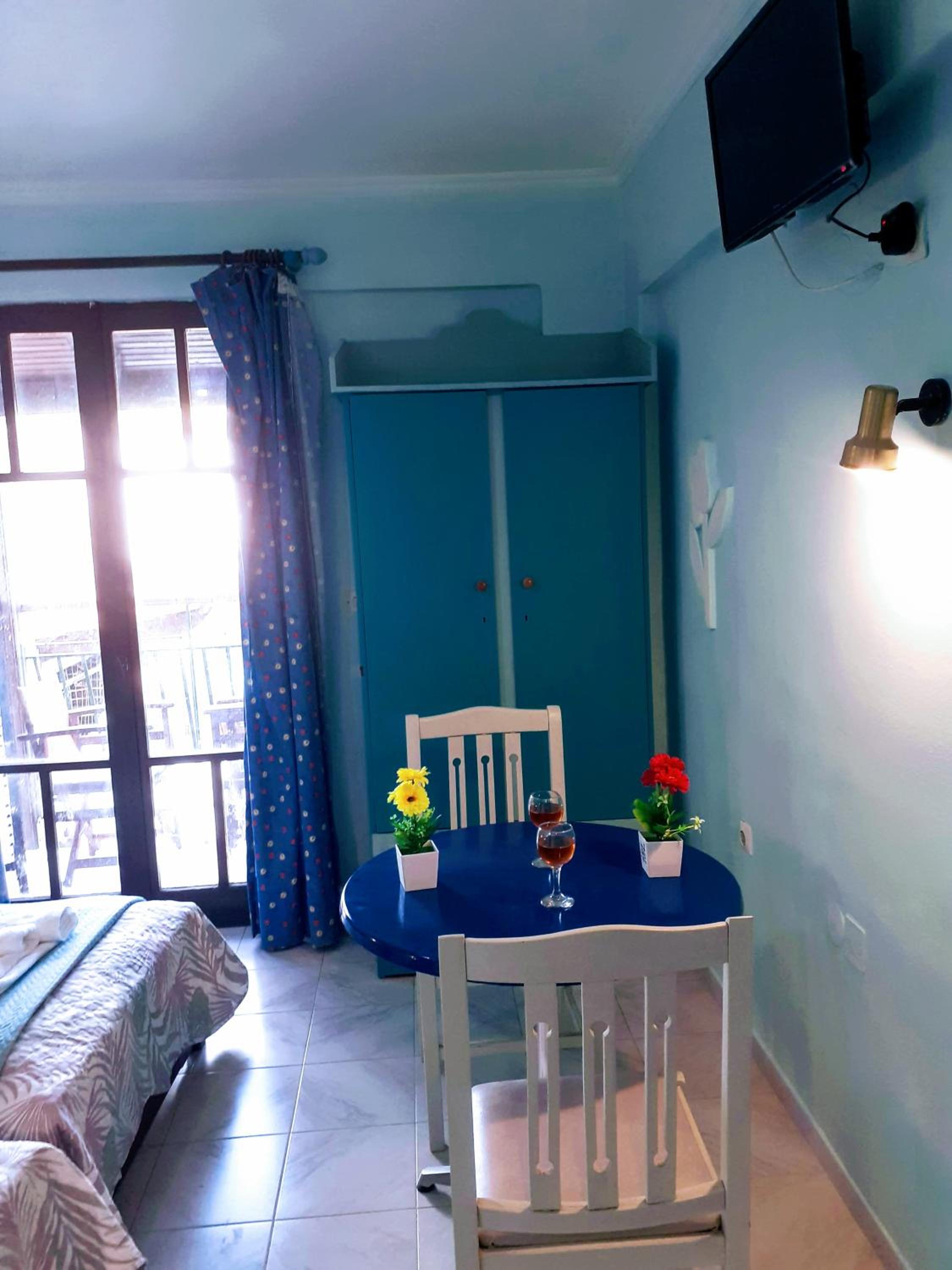 Family Room with Side Sea View