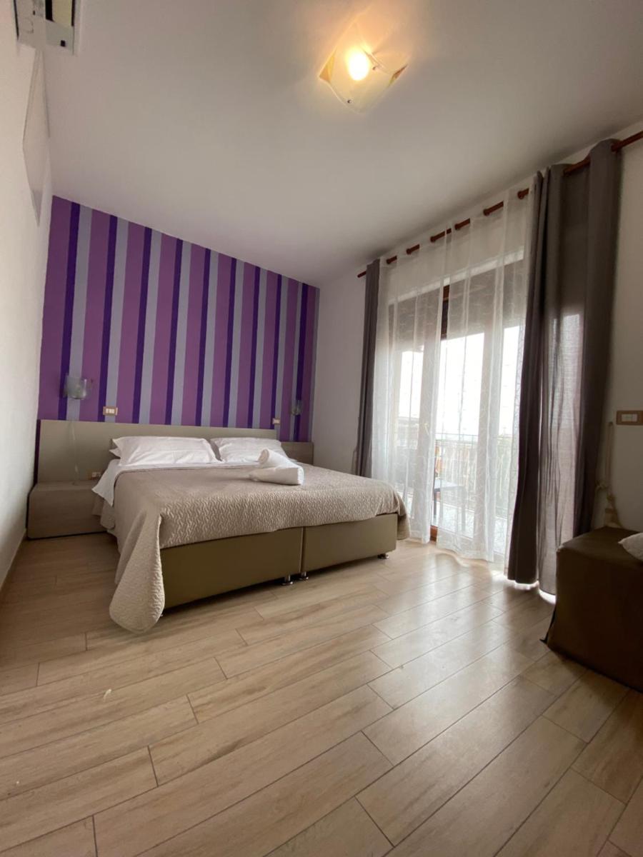 Double Room with Balcony and Sea View
