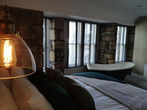 Deluxe King Room photo 3