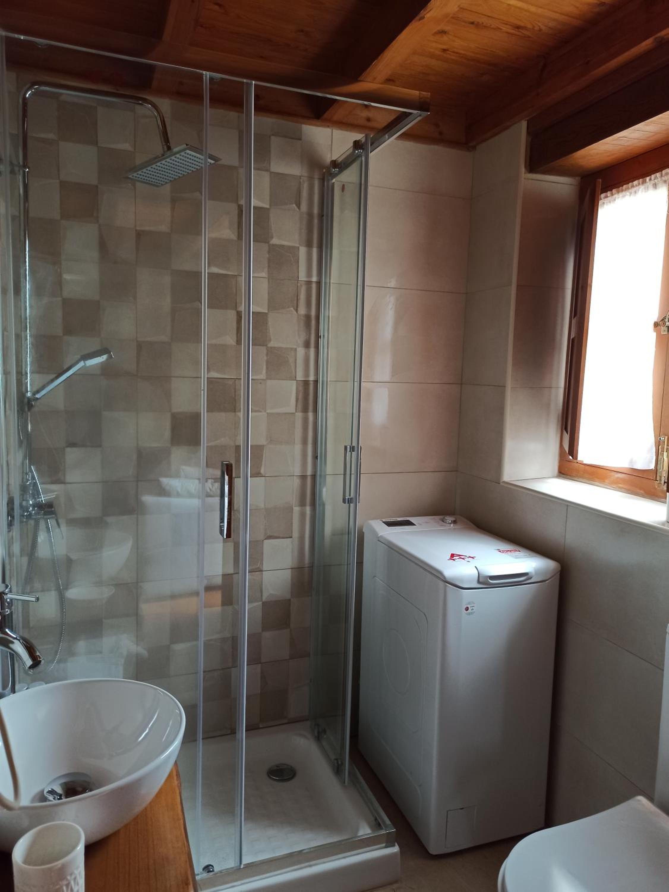 Two-Bedroom Chalet - Photo 11