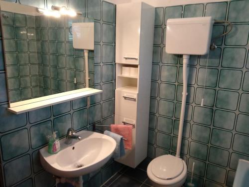 Three-Bedroom Apartment photo 1