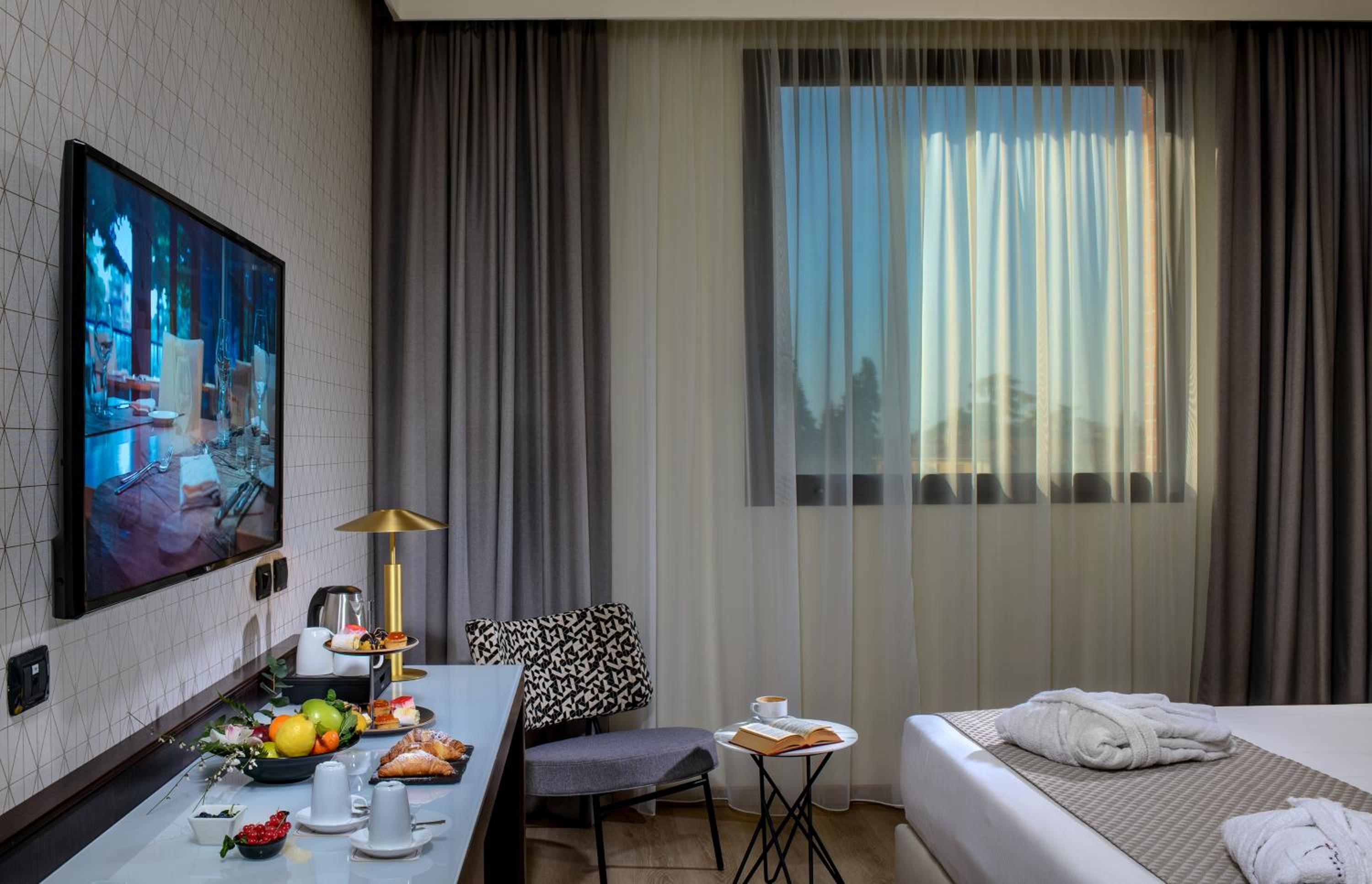 Superior Double Room - Photo 1