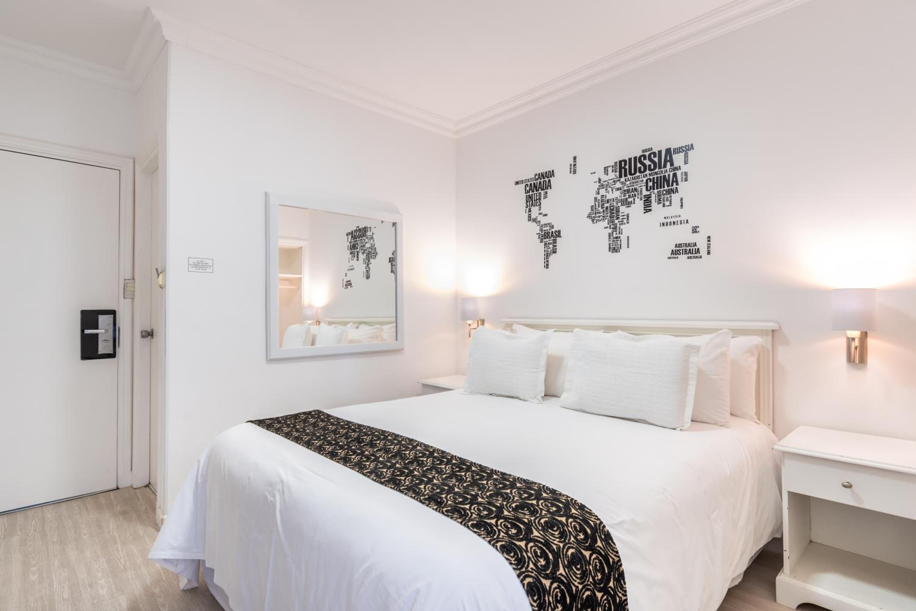 Standard Double Room - Photo 1