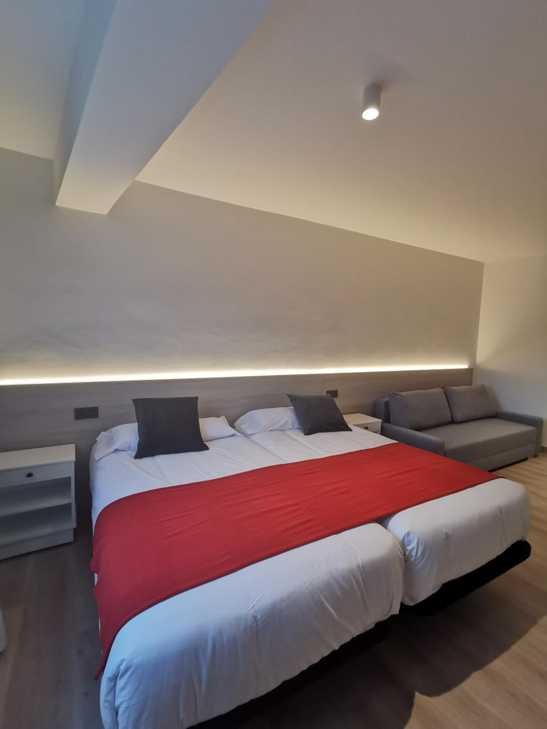 Triple Room - Photo 1