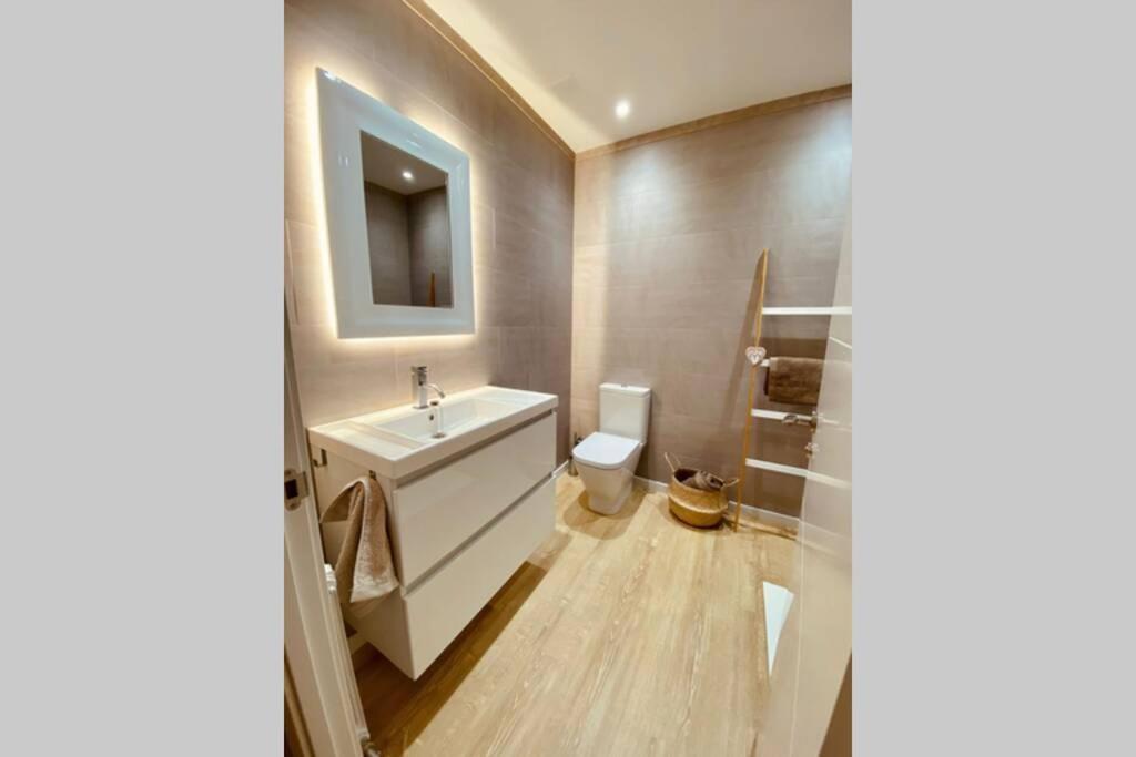One-Bedroom Apartment - Photo 13