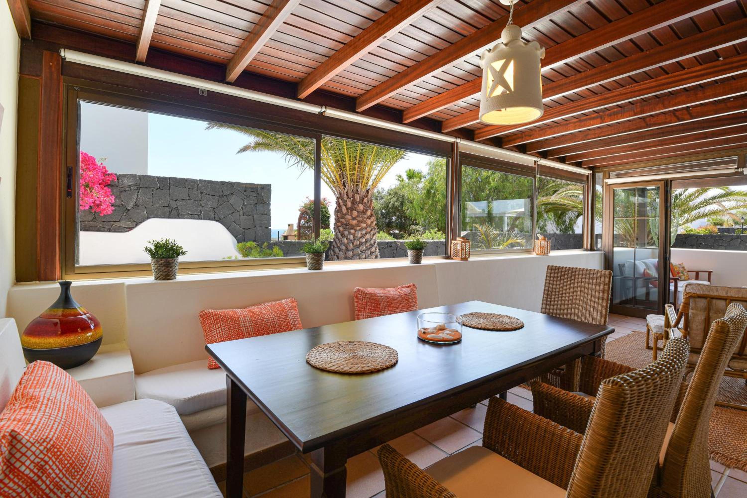 Villa with Sea View - Photo 6