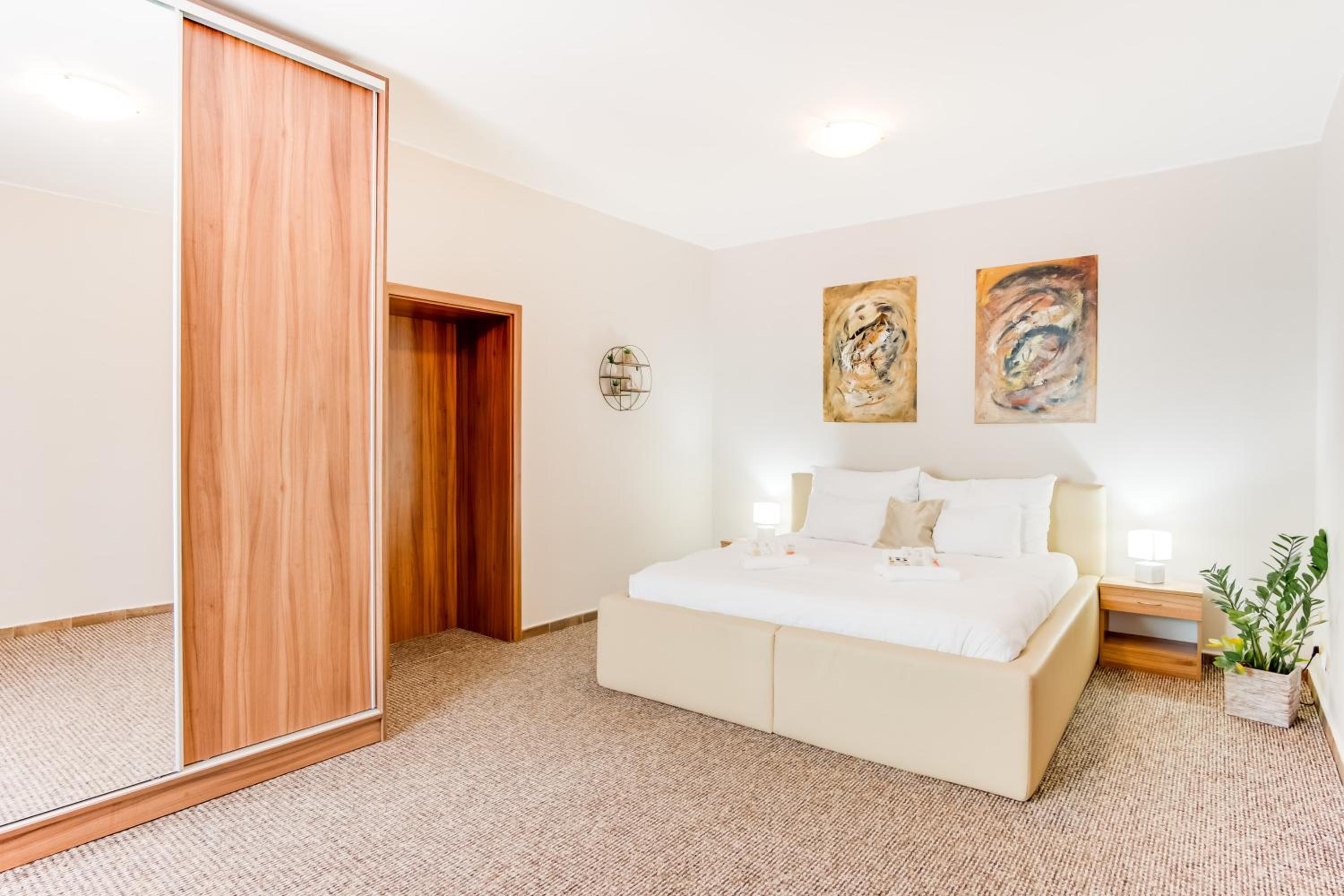 Standard Apartment - Photo 1