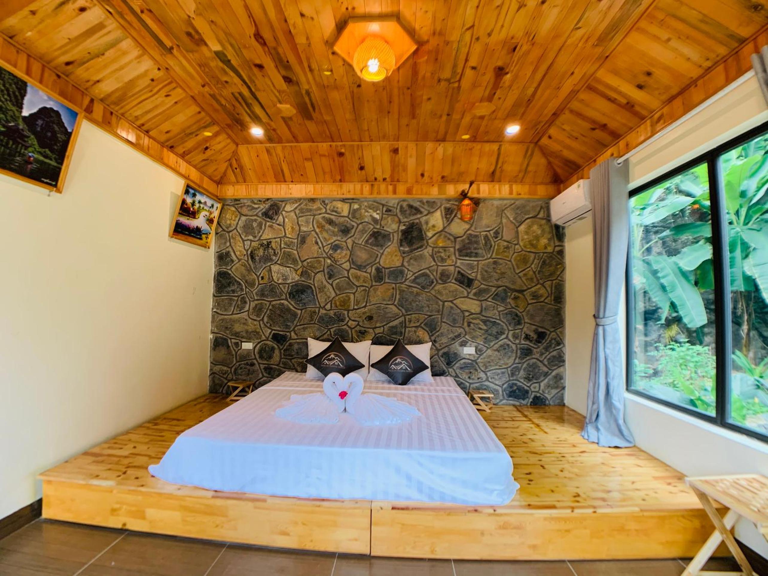 Bungalow with Garden View photo 1