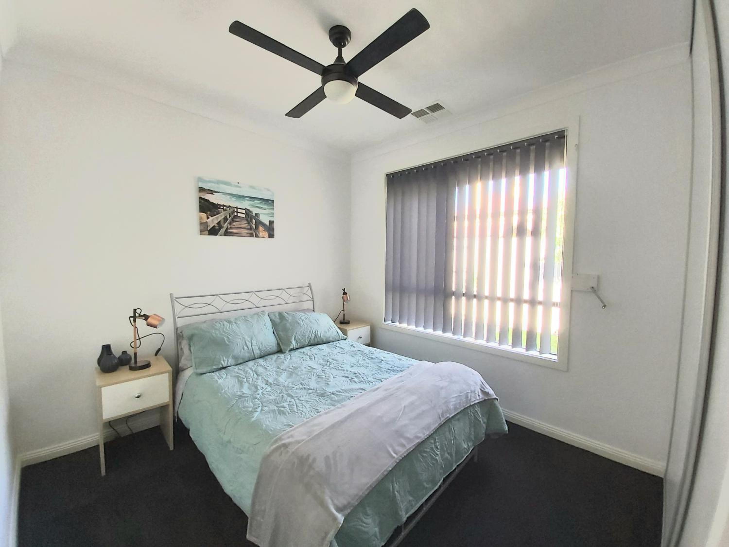Three-Bedroom House photo 3