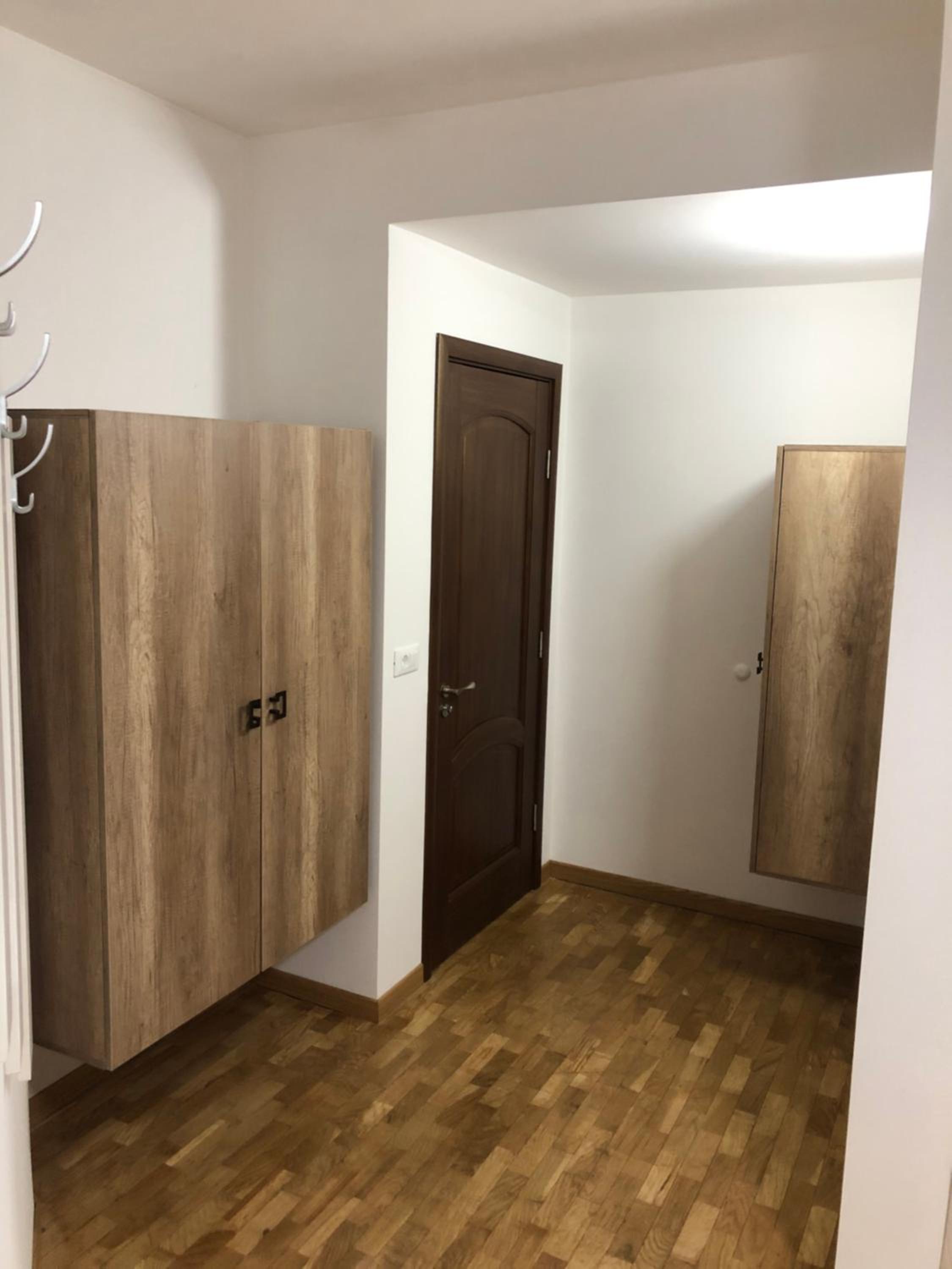 Deluxe King Room - Photo 10