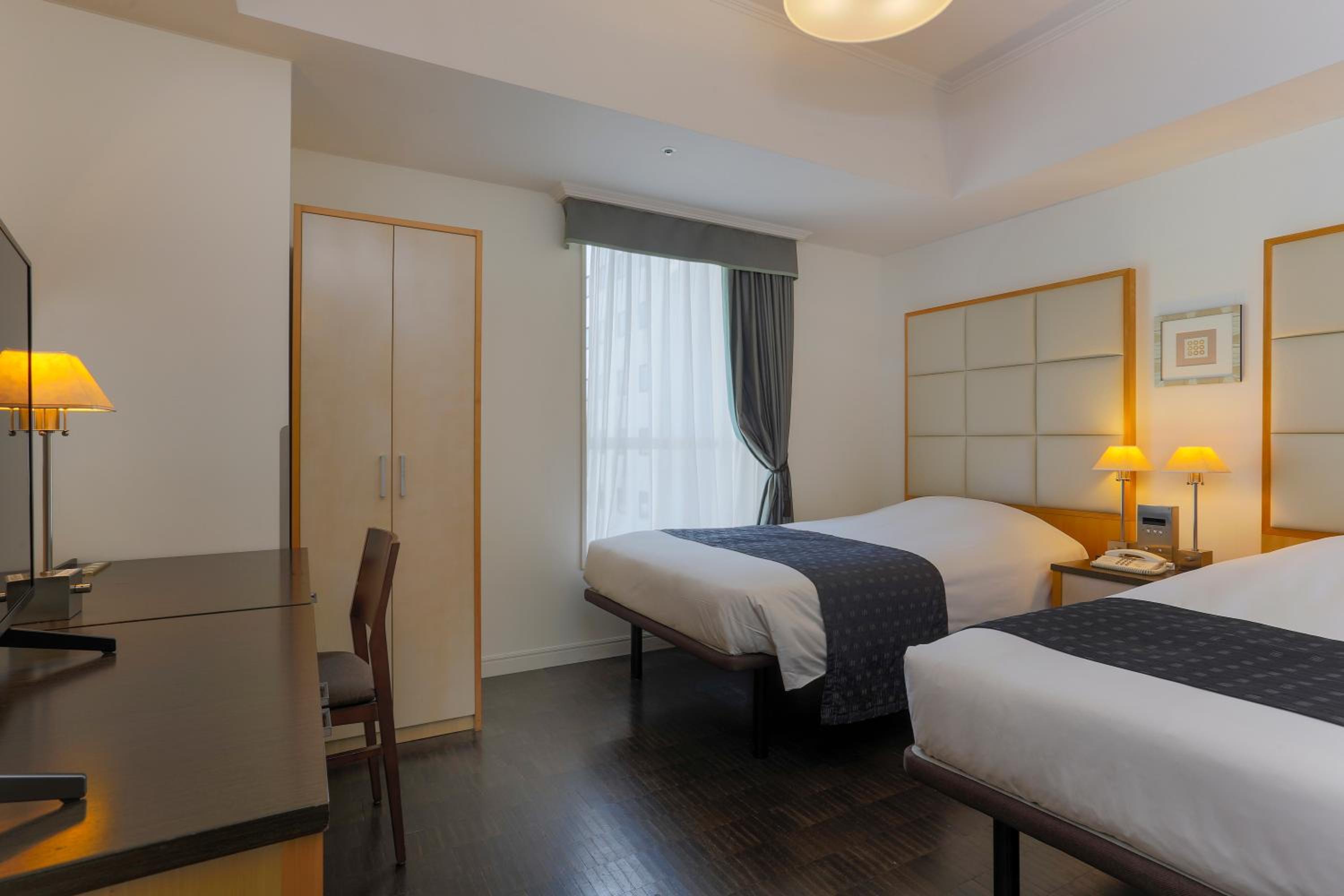 Twin Room - Non-Smoking