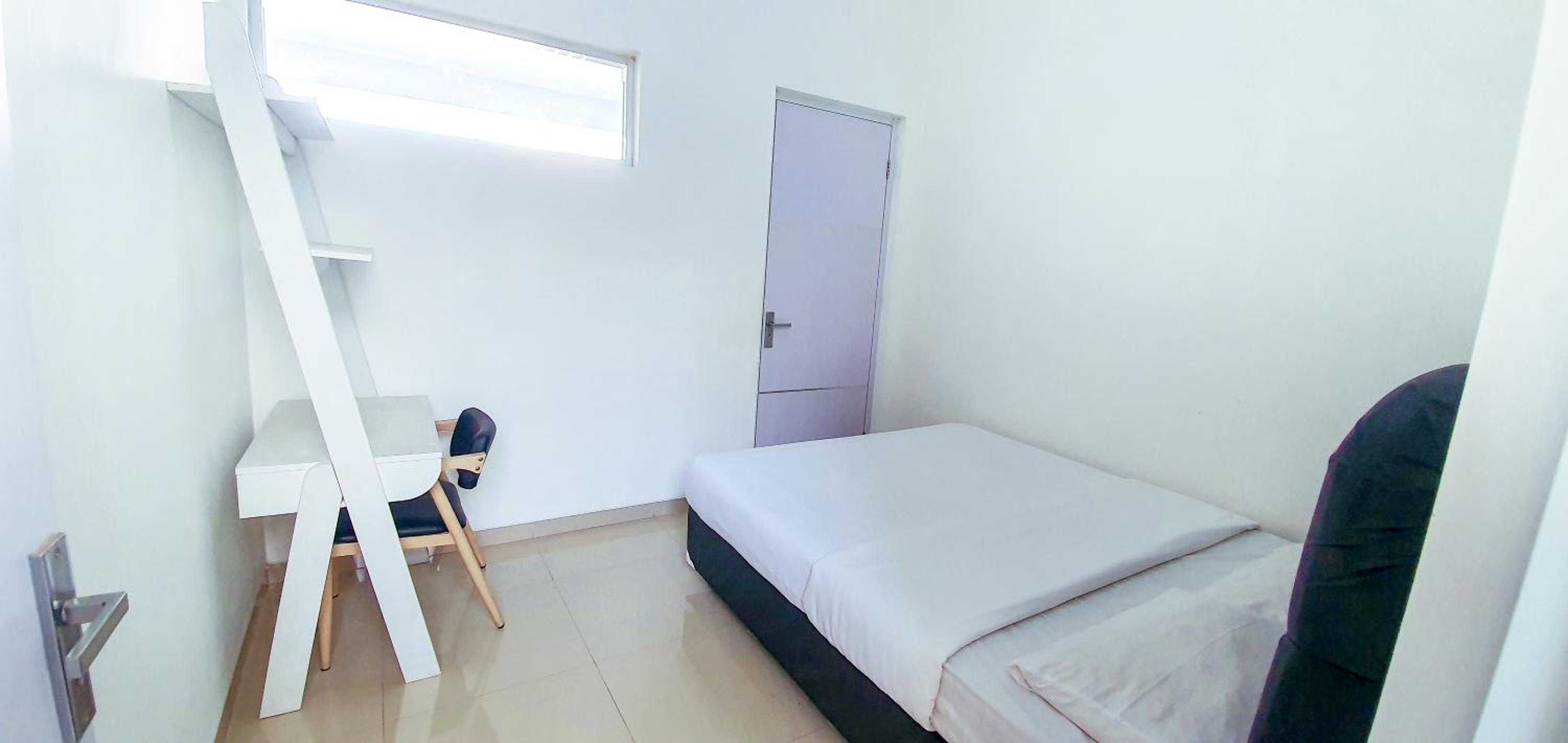 Two-Bedroom Villa - Photo 3