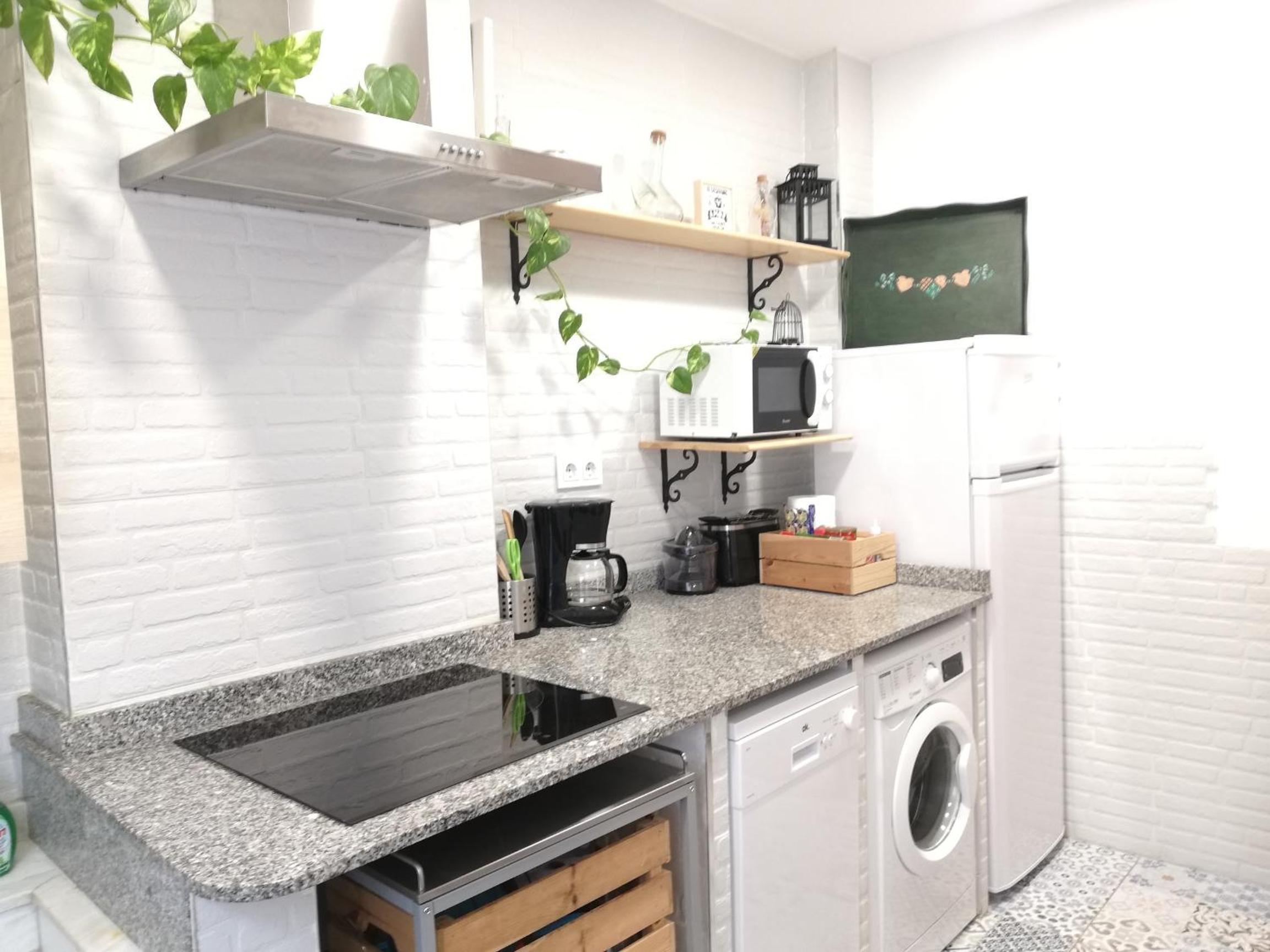 Three-Bedroom Apartment - Photo 14