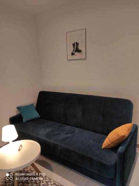 One-Bedroom Apartment - Photo 5
